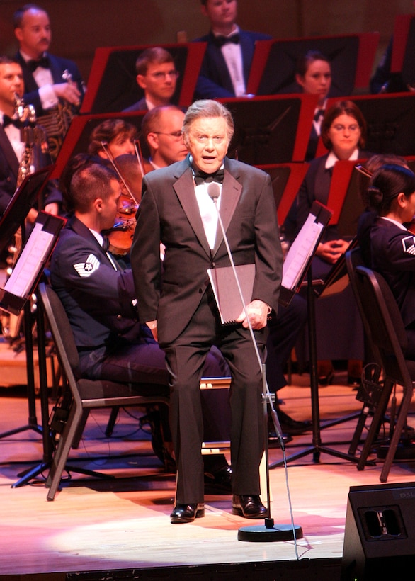 Academy Award-winning actor Cliff Robertson told the stories of five American veterans as part of the U.S. Air Force Band television special titled “America’s Veterans: A Musical Tribute.” The show was taped at the Music Center at Strathmore in North Bethesda, Md., and will air nationally on public television and overseas on American Forces Network over the Veterans Day holiday. Also appearing on the program are two-time Grammy Award-winner Patti LaBelle, country music superstar Clint Black and ukulele master Jake Shimabukuro.