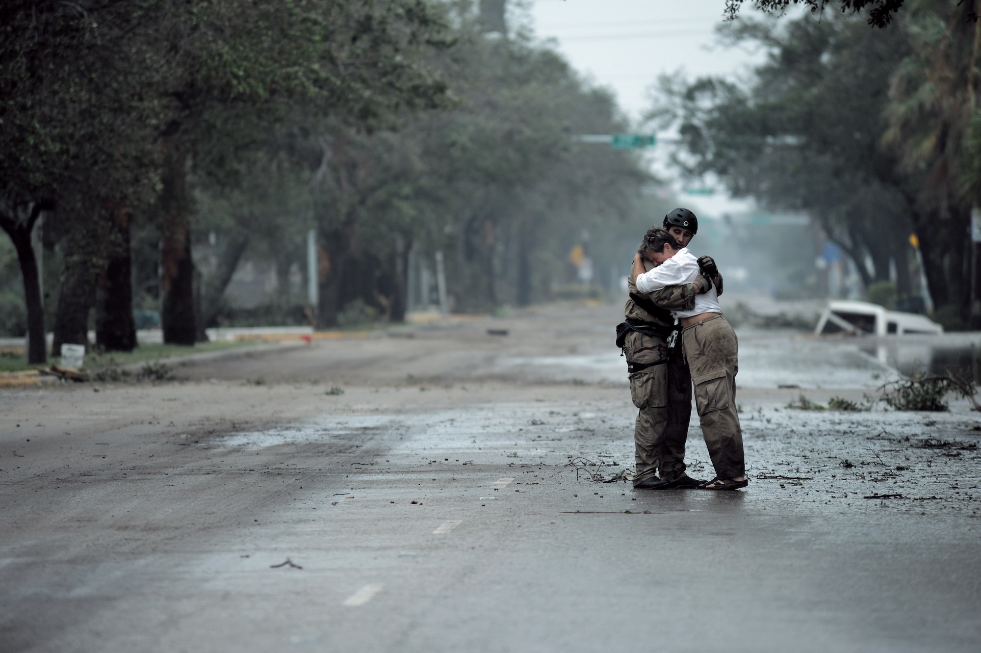 Pararescueman Staff Sgt. Lopaka Mounts receives a hug from a resident during search and rescue operations after Hurricane Ike, Sept. 13. Sergeant Mounts assigned to the 331st Air Expeditionary Group at Randolph Air Force Base, Texas. (U.S. Air Force photo/Staff Sgt. James L. Harper Jr.) 
