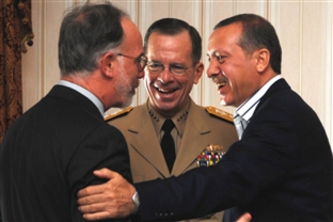 From left, U.S. Ambassador to Turkey Ross Wilson and Chairman of the Joint Chiefs of Staff U.S. Navy Adm. Mike Mullen meet with Turkish Prime Minister Recep Tayyip Erdogan in Istanbul, Turkey, Sept. 14, 2008. Mullen and Wilson met with the Turkish prime minister while in Istanbul to discuss regional security matters. 