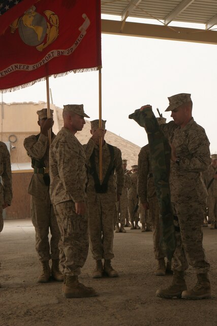 7th ESB relinquishes command to 9th ESB > 1st Marine Logistics Group > News