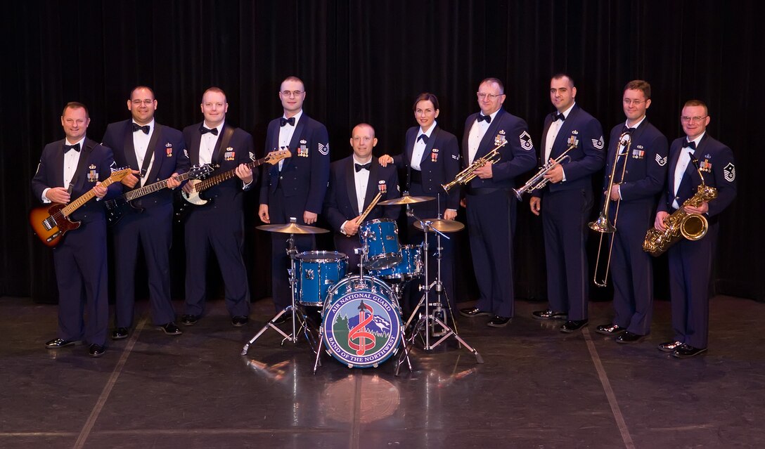 560th_AF_Band_Wingspan