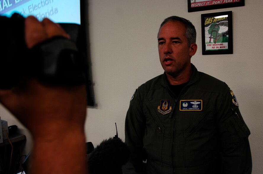 331st AIR EXPEDITIONARY GROUP, RANDOLPH AIR FORCE BASE, Texas – Col. Steve Kirkpatrick, 331st Air Expeditionary Group commander, speaks to members of the media at the unit’s Rescue Operations Center here Sept. 14.  The ROC directed Air Force search and rescue forces to aid people in areas affected by Hurricane Ike.  (U.S. Air Force photo by Tech. Sgt. Parker Gyokeres)