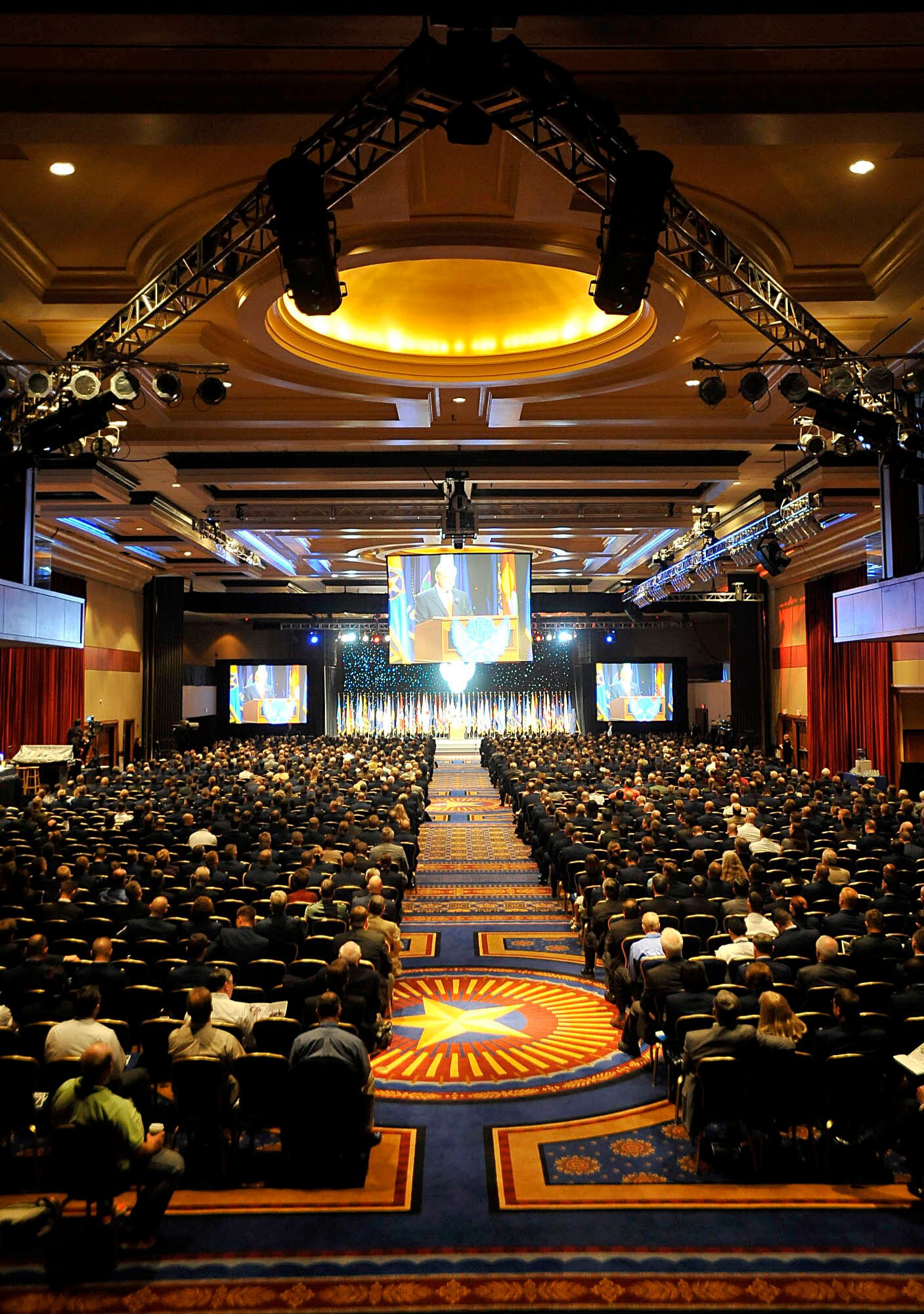 More than 1,000 Air Force members listen to Bob Largent, Air Force Association's chairman, speak during the 2008 AFA Air & Space Conference and Technology Exposition Sept. 15, in Washington's Marriott Wardman Park Hotel.  (U.S. Air Force photo/Scott M. Ash)