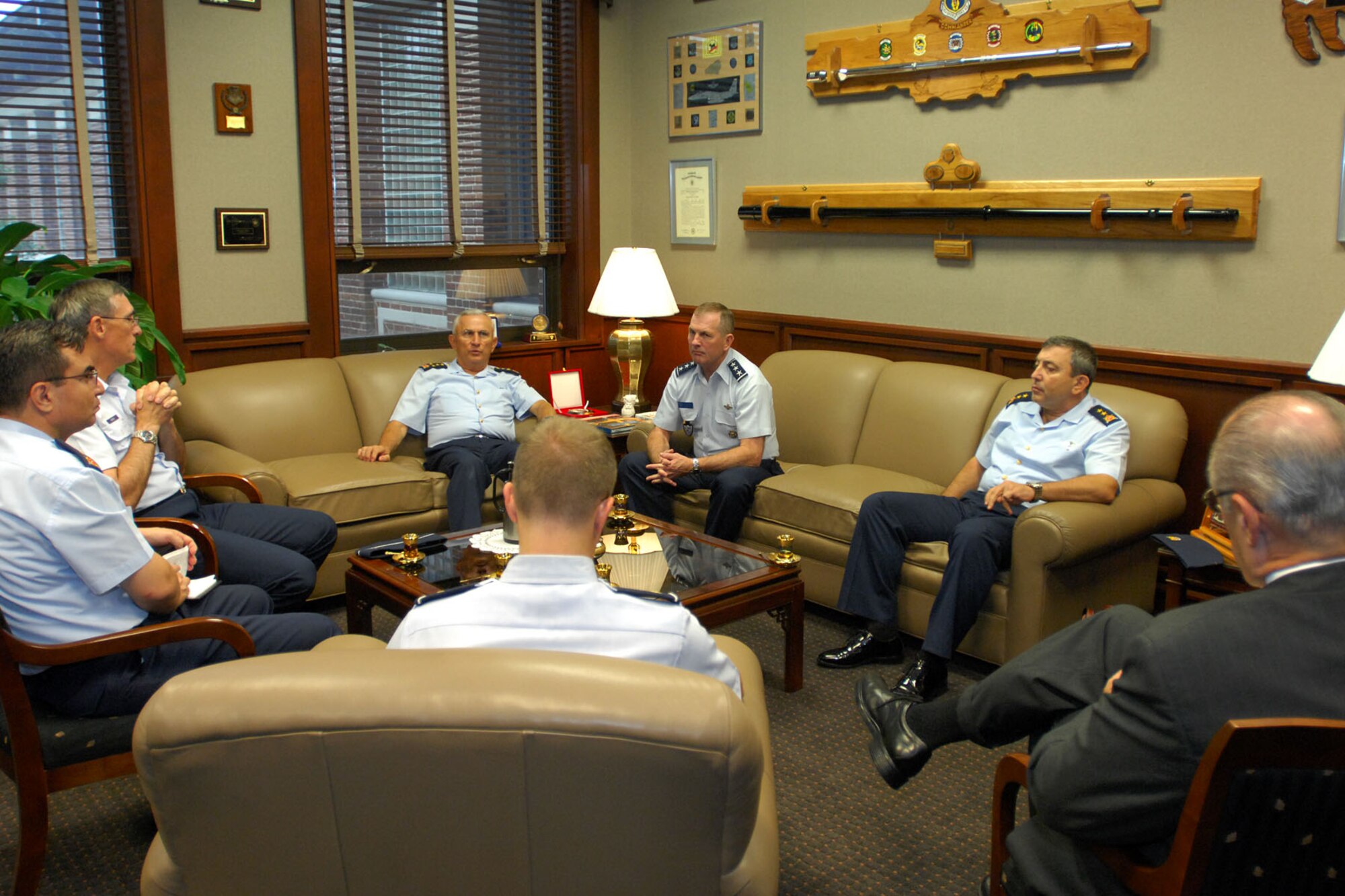 LANGLEY AIR FORCE BASE, Va. – Maj. Gen. R. Mike Worden, vice commander  of Air Combat Command, holds an informal meeting with the Commander of the Turkish air force, Gen. Aydongan Babaoglu, and his party members here Sept 10. General  Babaoglu toured the base, including a static display of the F-22 Raptor, during his short visit. (U.S. Air Force photo/Airman Rebecca Montez)