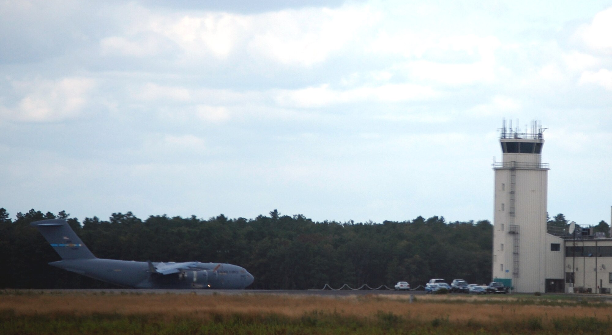 A C-17 Globemaster III from McGuire Air Force Base, N.J., lands at Naval Air Engineering Station Lakehurst, N.J., as part of a scenario for Air Force Exercise Eagle Flag 08-6 Sept. 19, 2008.  The exercise, managed by the U.S. Air Force Expeditionary Center's 421st Combat Training Squadron from Fort Dix, N.J., tests and trains more than 400 Airmen in expeditionary combat support skills.  (U.S. Air Force Photo/Tech. Sgt. Scott T. Sturkol)