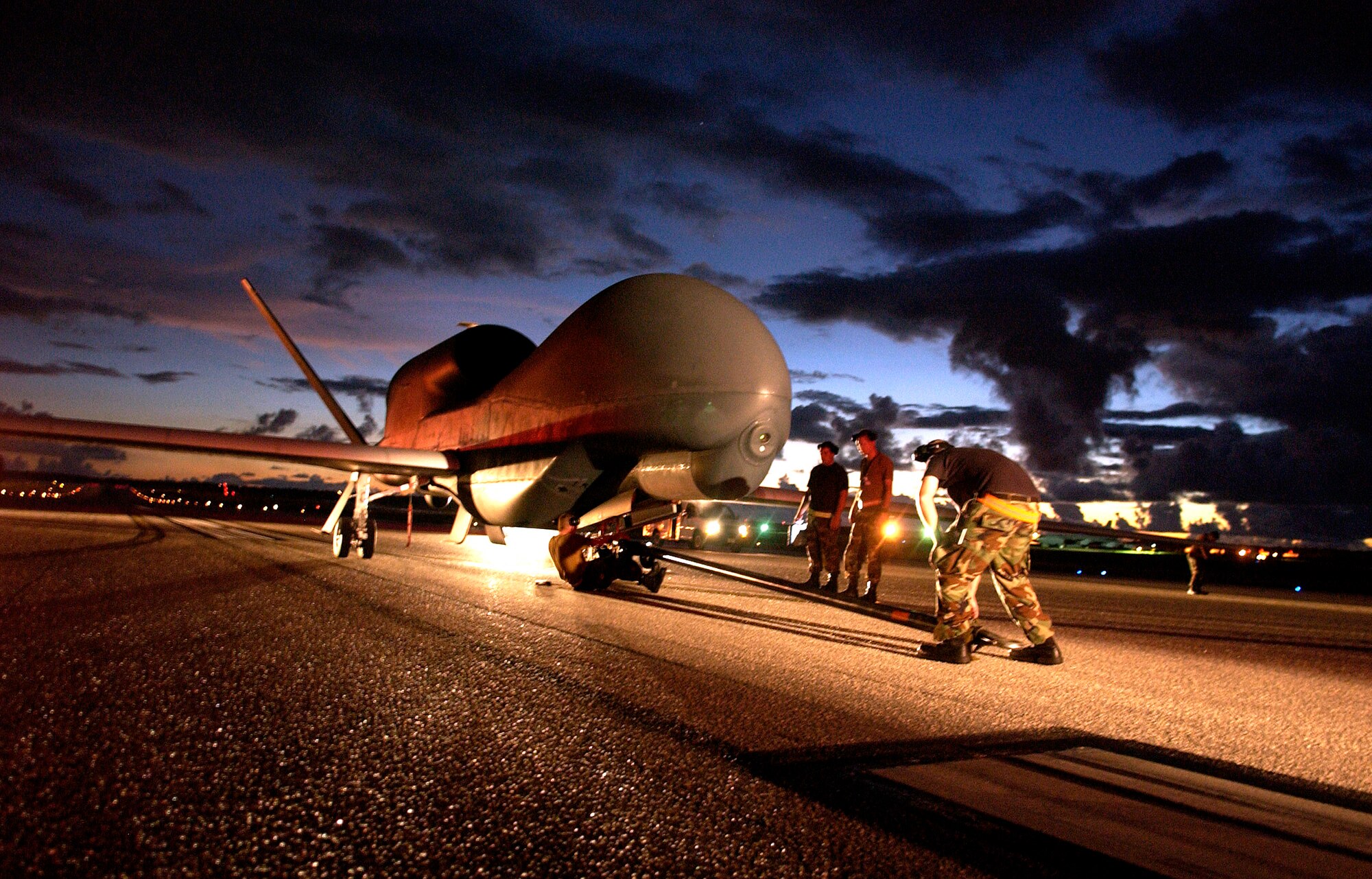 A Global Hawk unmanned aircraft system from the 9th Reconnaissance Wing at Beale Air Force Base, Calif., made a trans-Atlantic flight Sept. 20 with the assistance of Navy officials. The 19-hour flight took off from Patuxent River Naval Air Station, Md., to Southwest Asia.  (U.S. Air Force photo/Senior Airman Miranda Moorer)  
           
