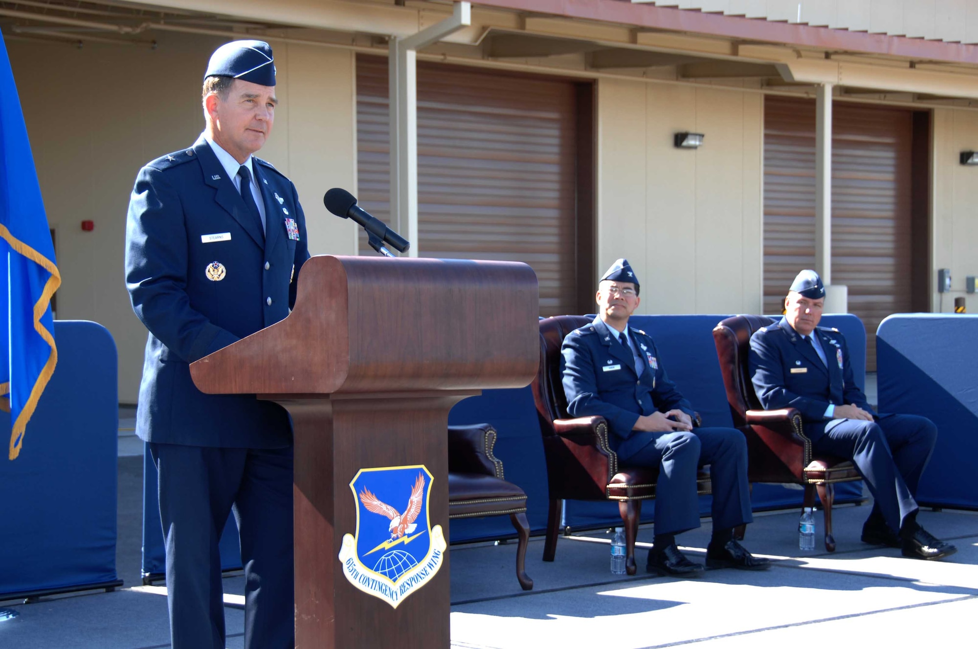 Brig. Gen. Mark Stearns, 15th Expeditionary Mobility Task Force commander, speaks during the 615th Contingecy Response Wing change-of-command ceremony Sept. 23. Col. Tony Hinen relinquished command to Col. John Lipinski. (U.S. Air Force photo/Nan Wylie)