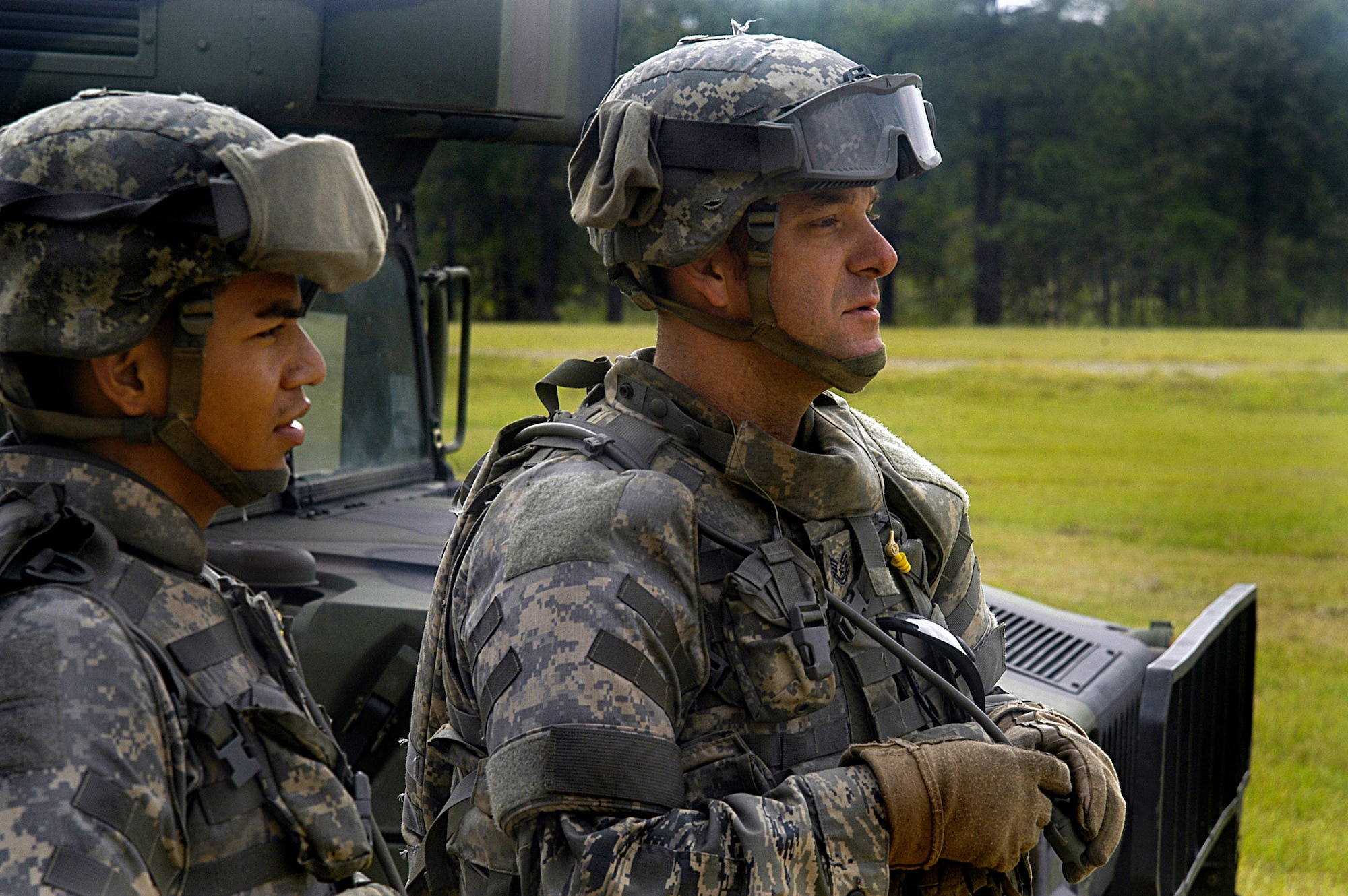 Airmen train at Fort Bragg for 'outside the wire' deployment > Air