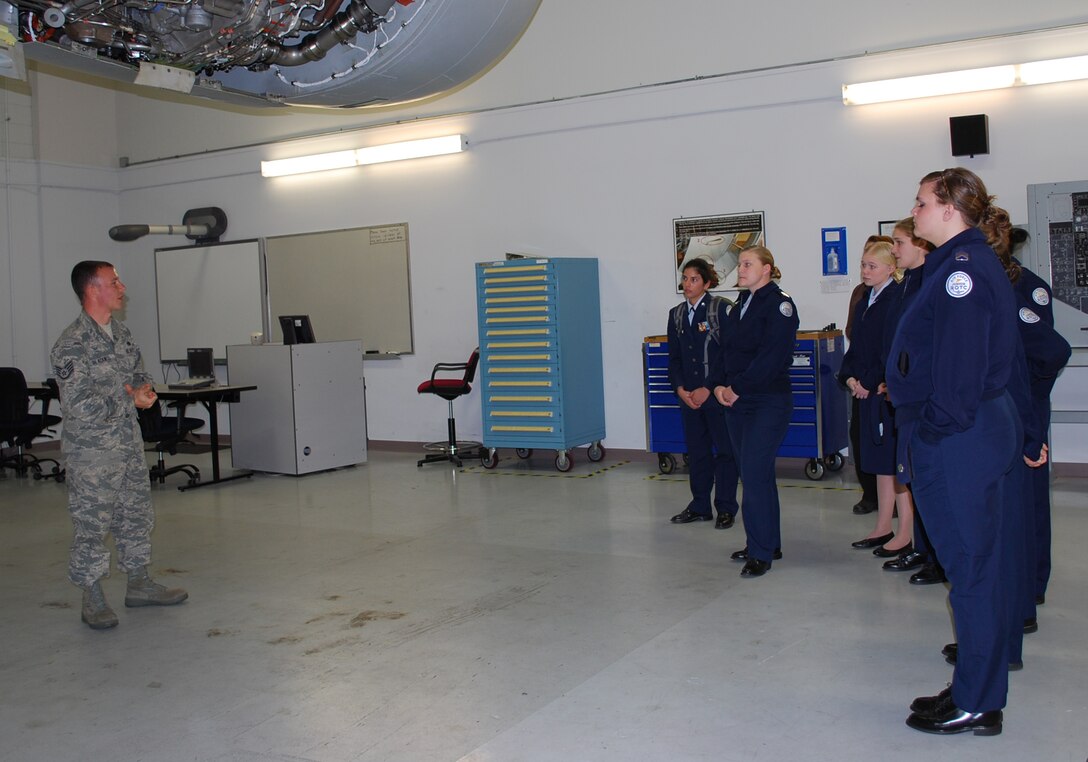 Students from Summerville High school take note during a tour of the 373rd Training Squadron, Charleston Air Force Base, S.C. where enlisted Airmen receive hands on training on different parts of the C-17 Globemaster.   The students participated in the 2nd annual Women in Aviation Career Day hosted by the 315th Airlift Wing, Charleston AFB, S.C.  The day included a tour of a C-17 static display, Security Forces K-9 demonstration, aviation photographer with combat camera, aeromedical technicians, flying crew chiefs, avionics technicians, aerial porters, and airborne jumpers. (Air Force photo/Tanya Trejo)