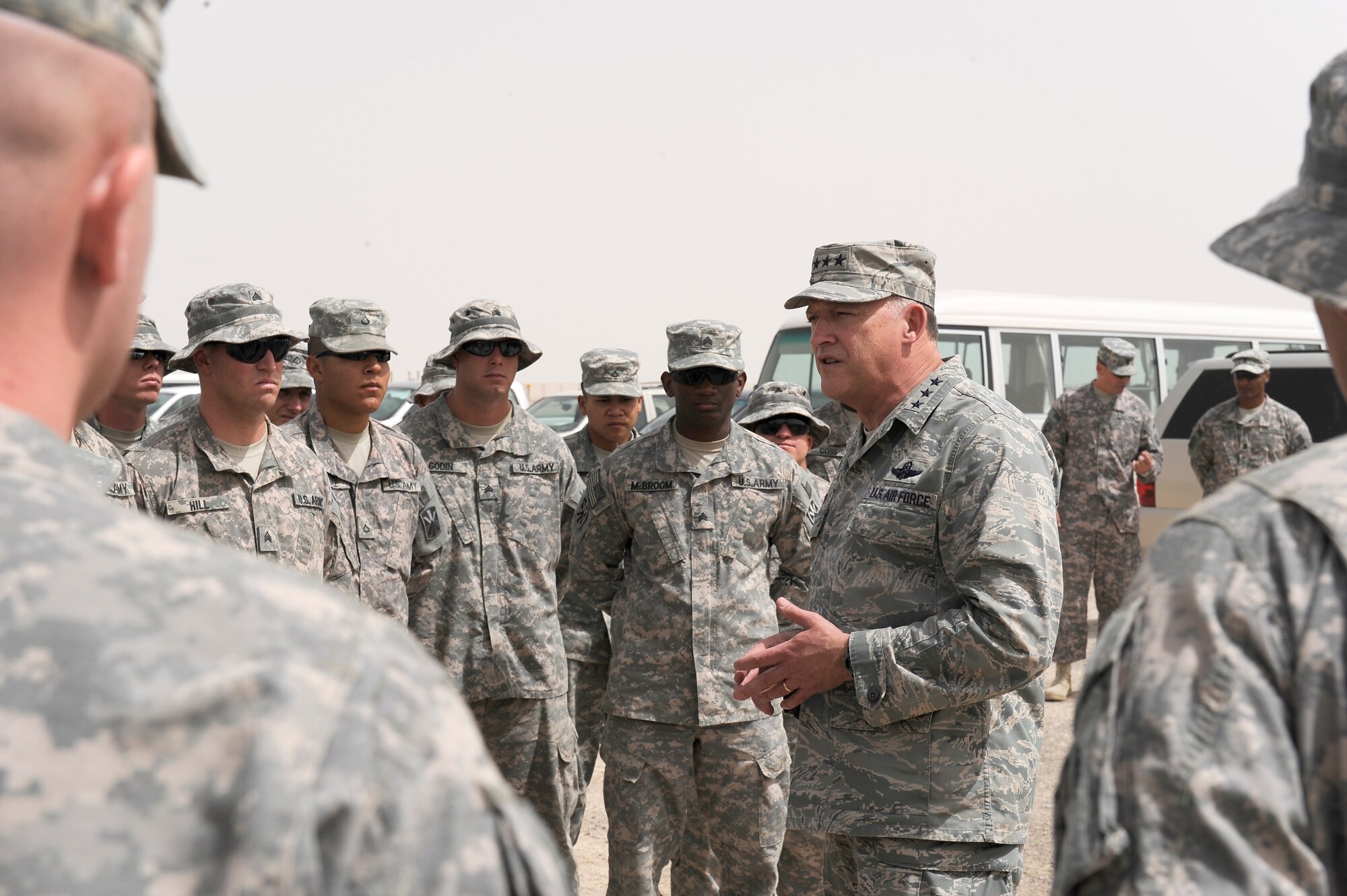 SOUTHWEST ASIA - Lt. Gen. Gary North, U.S. Air Forces Central, commander talks to Soldiers at the 380th Air Expeditionary Wing, April 1. General North met with Soldiers and Airman on his visit and talked with them on the importance of what each individual does and the value everyone brings to the fight. This was General North's first visit to the newly added Patriot Battery site.  (U.S. Air Force photo by Senior Airman Brian J. Ellis) (Released)