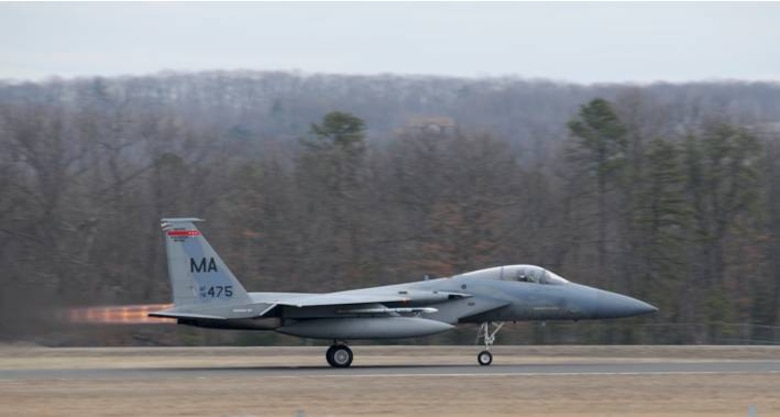 Aircraft 475 takes off  during the exercise 