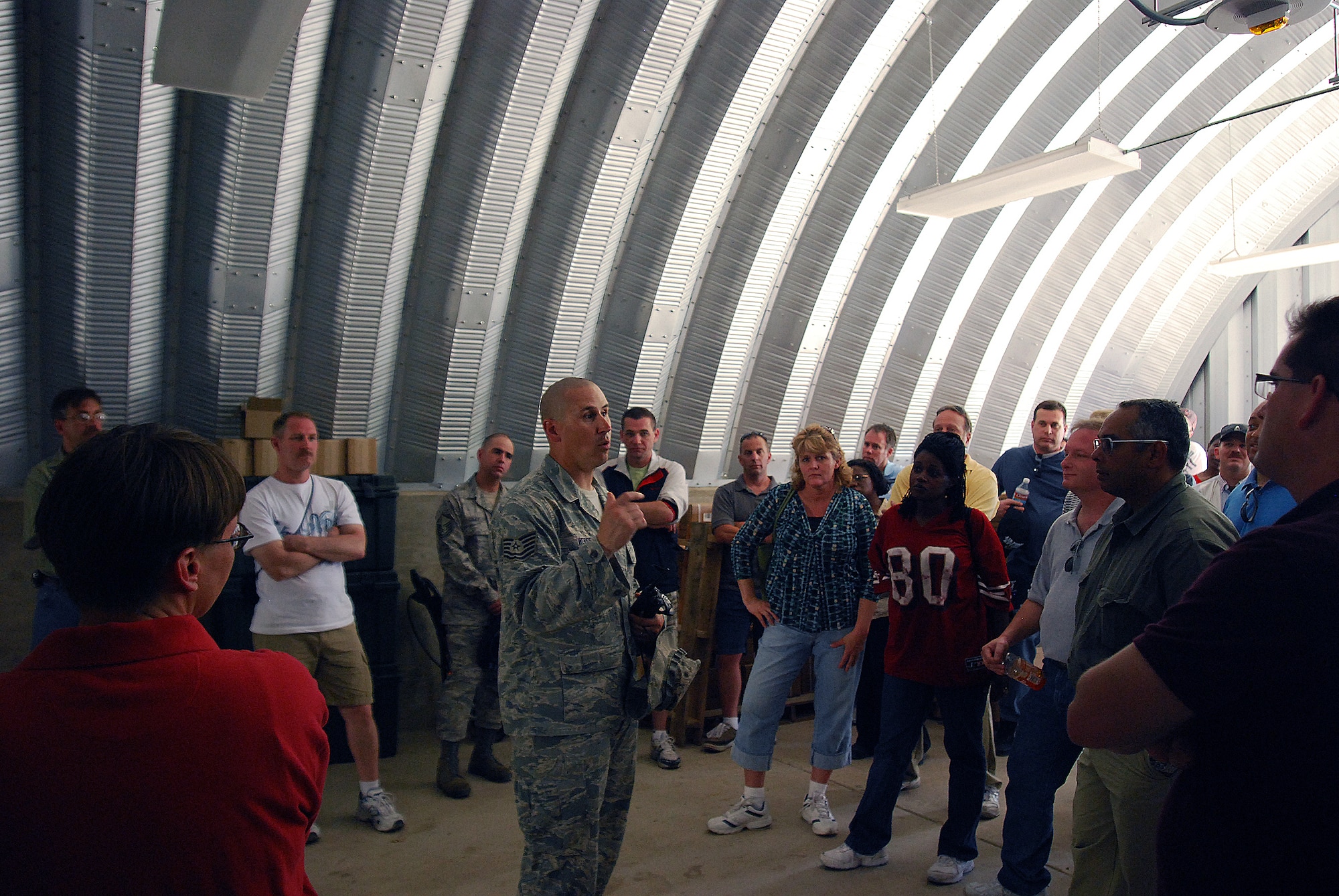 Retired Air Force majors and master sergeants take part in the 2009 Push-Pull exercise at Lackland AFB. This is the first time Push-Pull used retirees, all of whom volunteered to take part. The exercise tested the ability of the Air Force to recall Airmen with specific skills should their expertise be needed in the future. (U.S. Air Force photo/Airman Brian McGloin) 