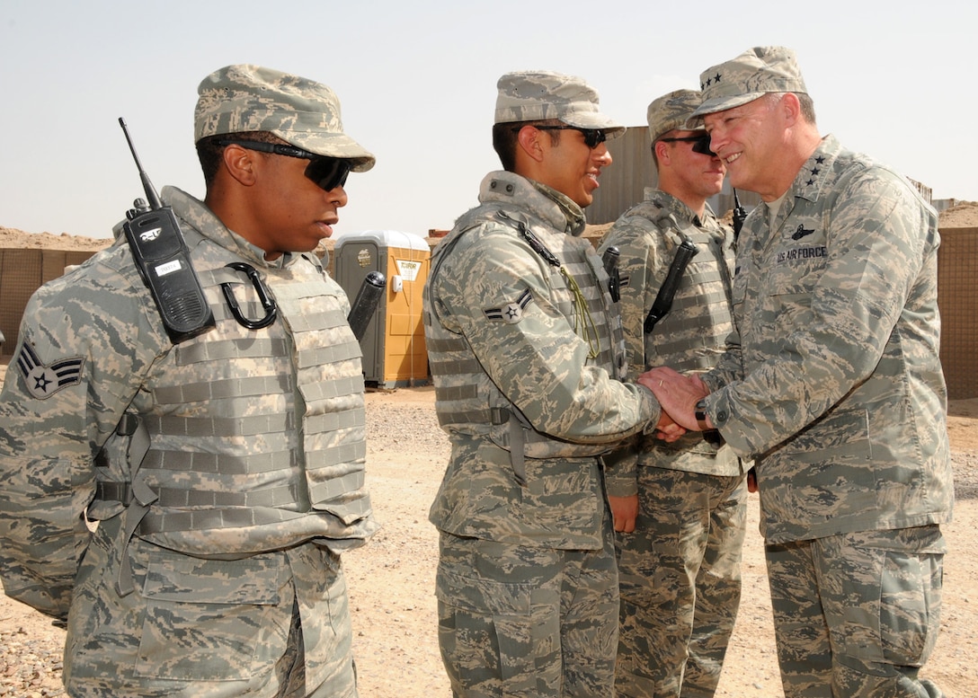 General North visits Camp Bucca Airmen