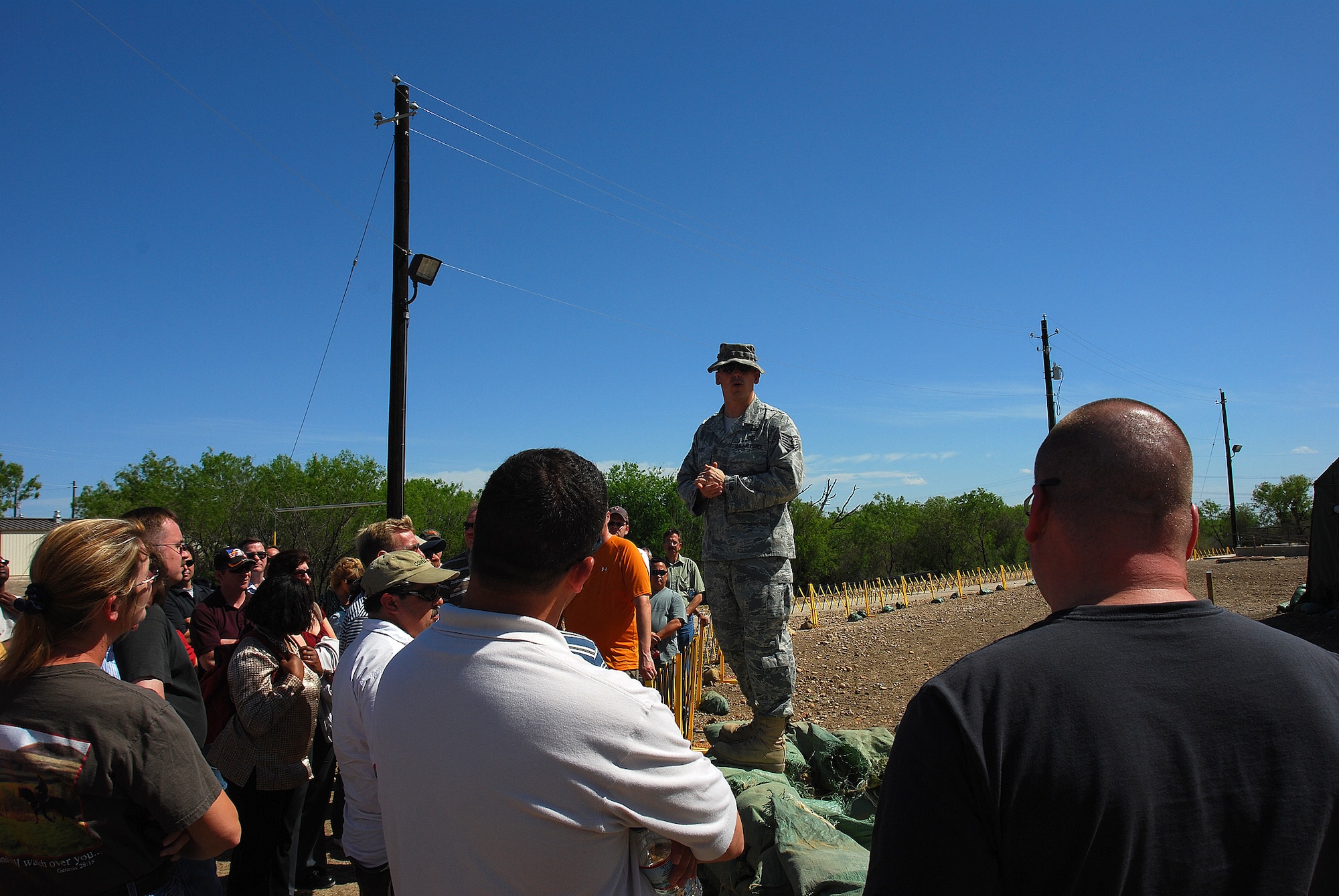 Retired Air Force majors and master sergeants take part in the 2009 Push-Pull exercise at Lackland Air Force Base, Texas.  The exercise tested the ability of Air Force officials to recall retired Airmen with specific skills should their expertise be needed in the future. (U.S. Air Force photo/Airman Brian McGloin)
