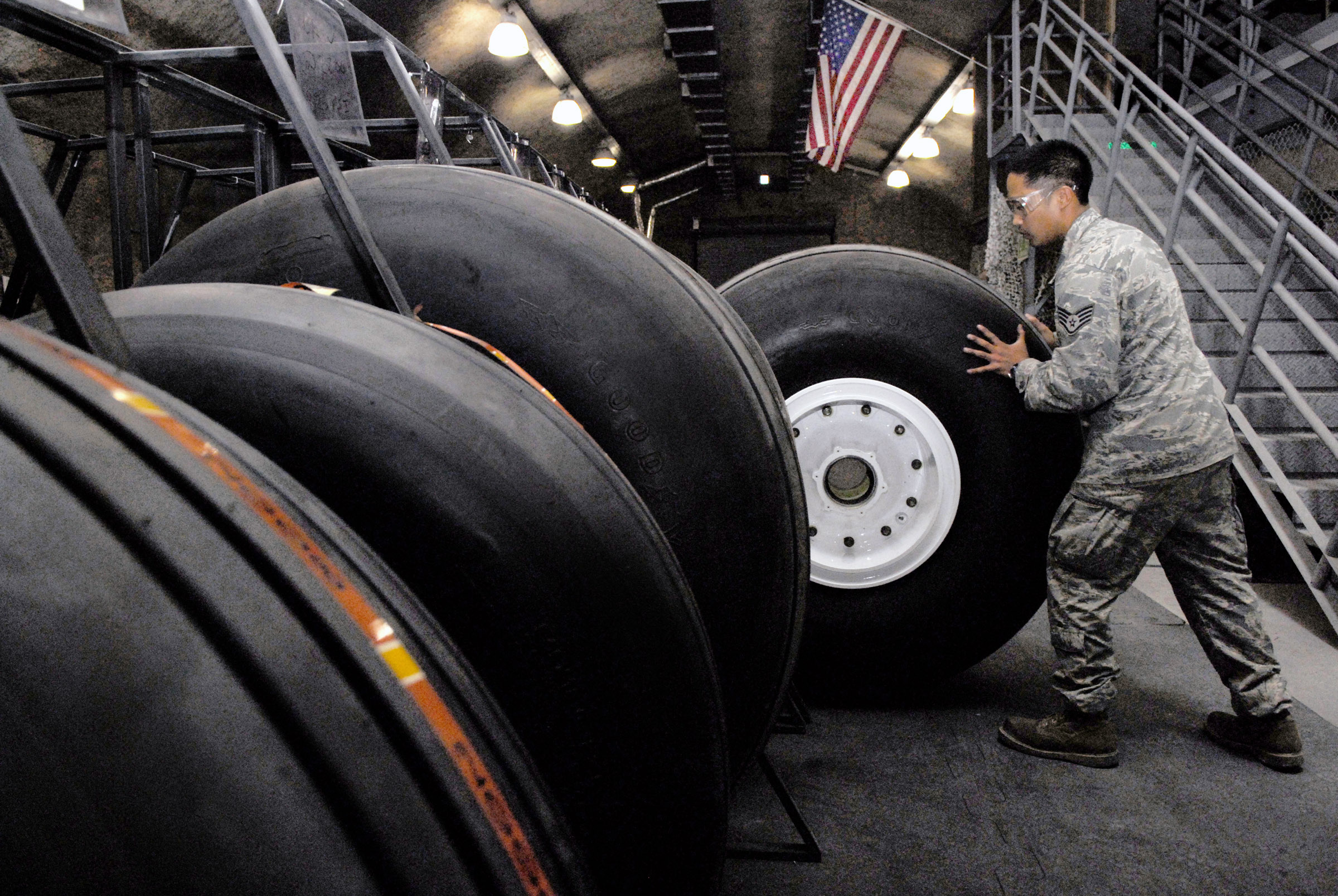 Wheel And Tire Shop Rolls On U S Air Force Article Display