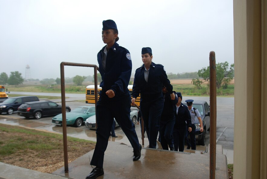 More than 300 Junior ROTC students visited the 433rd Airlift Wing, April 16, 2009. The students were mostly from Texas high schools, with one group traveling from Colorado Springs, Colo. Cadets toured several Alamo Wing work areas including, the C-5 Galaxy aircraft, the 433rd Aeromedical Evacuation Squadron, the 433rd Training Readiness Squadron and 433rd Life Support Section. (U.S. Air Force Photo/Airman Brian McGloin)