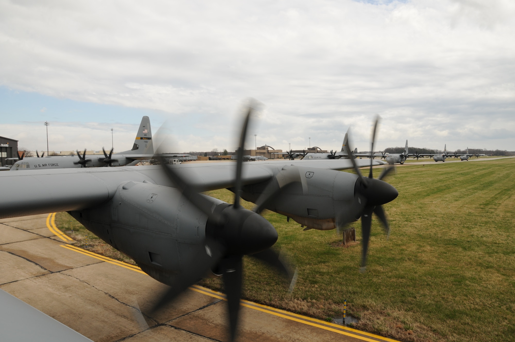 The sound was deafening as the roar 24 propellers filled the air on April 3 and 4. 

For the first time in years, the Maryland Air National Guard's 135th Airlift Group was launching a six-ship formation flight.  
(U.S. Air Force Photo by SMSgt Jim Foard) (RELEASED), Official Photo by SMSgt Jim Foard, 175th Public Affairs, Warfield Air National Guard Base, Maryland, UNITED STATES.

