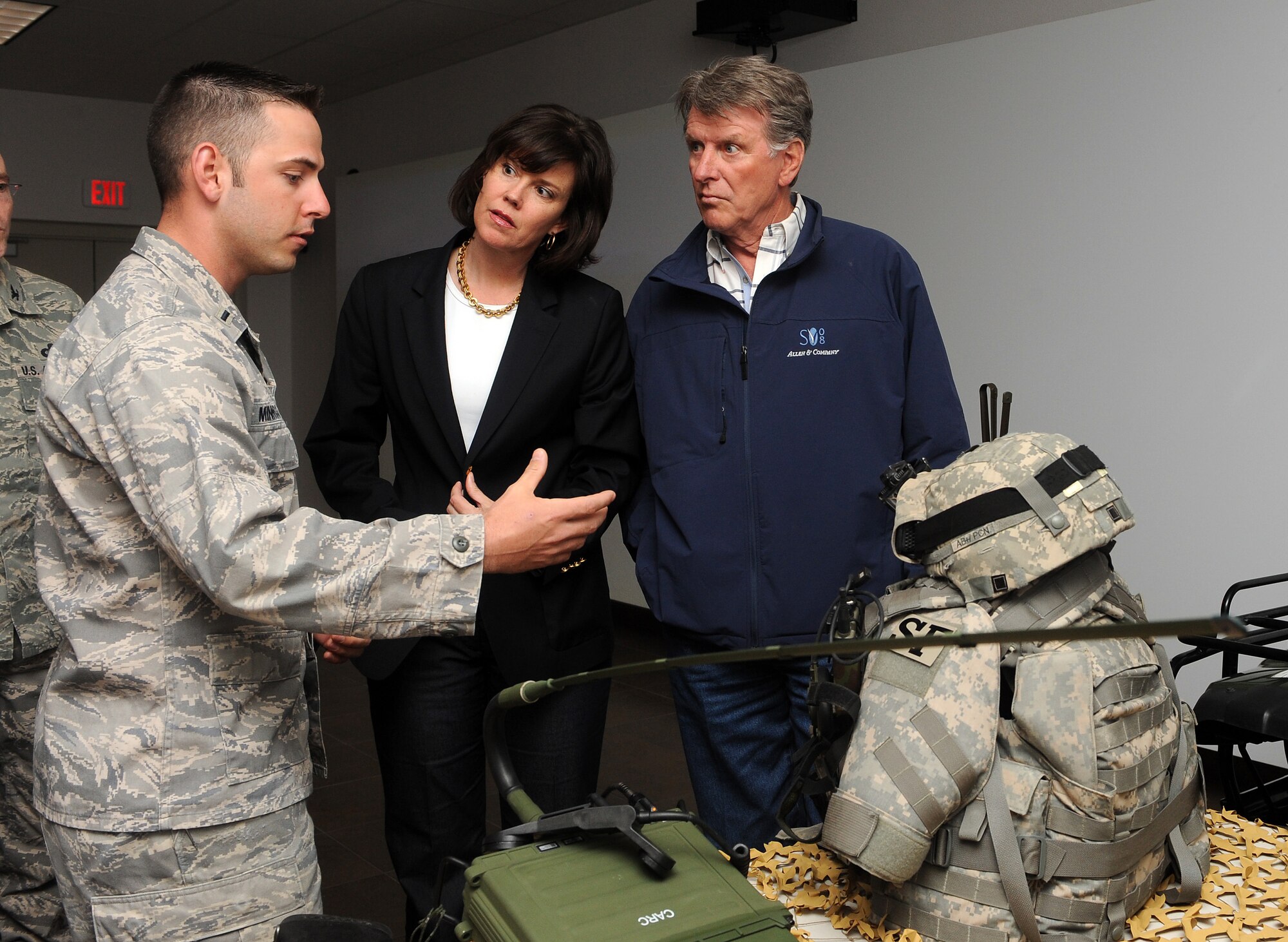 MOUNTAIN HOME AIR FORCE BASE, Idaho – First Lt. Daniel Minnocci, 366th Security Forces Squadron logistics officer, briefs Idaho Gov. C.L. “Butch” Otter and first lady Lori Otter about the 366th SFS during a visit to Mountain Home Air Force Base April 22. Governor Otter visited the 366th Fighter Wing where he received a briefing on the base’s operations and capabilities. This is the first visit by Governor Otter to Mountain Home Air Force Base since he took office. (U.S. Air Force photo / Airman 1st Class Deborah Lockhart)