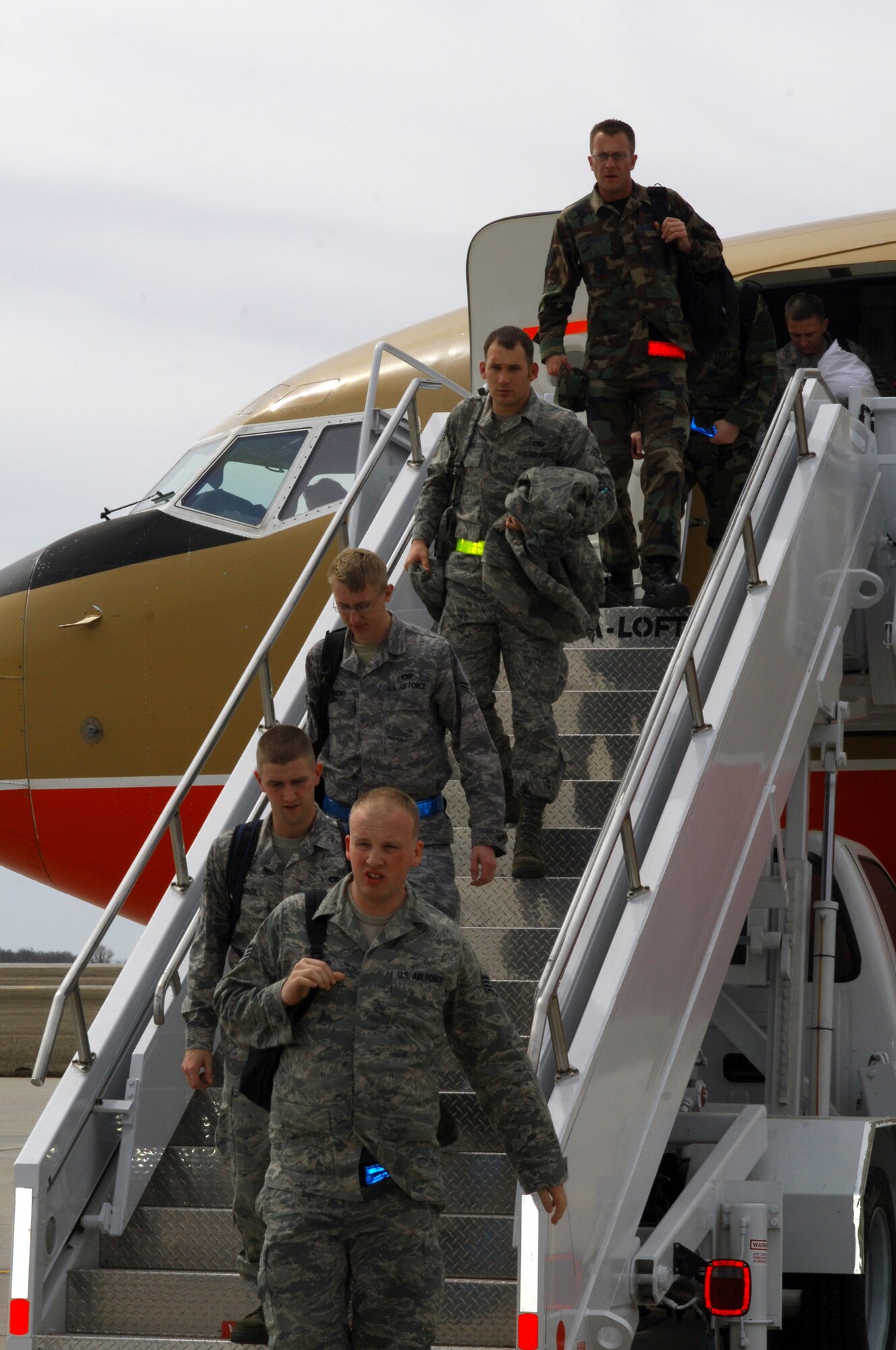 MINOT AIR FORCE BASE, N.D. -- A contingency from Barksdale Air Force Base, La, arrive here in support of, Prarie Vigilance 09-7 April 22. The exercise is a multi-wing effort to demonstrate safe, secure, reliable nuclear weapons standards and procedures. (U.S. Air Force photo by Tech. Sgt. Lee A. Osberry Jr.)
