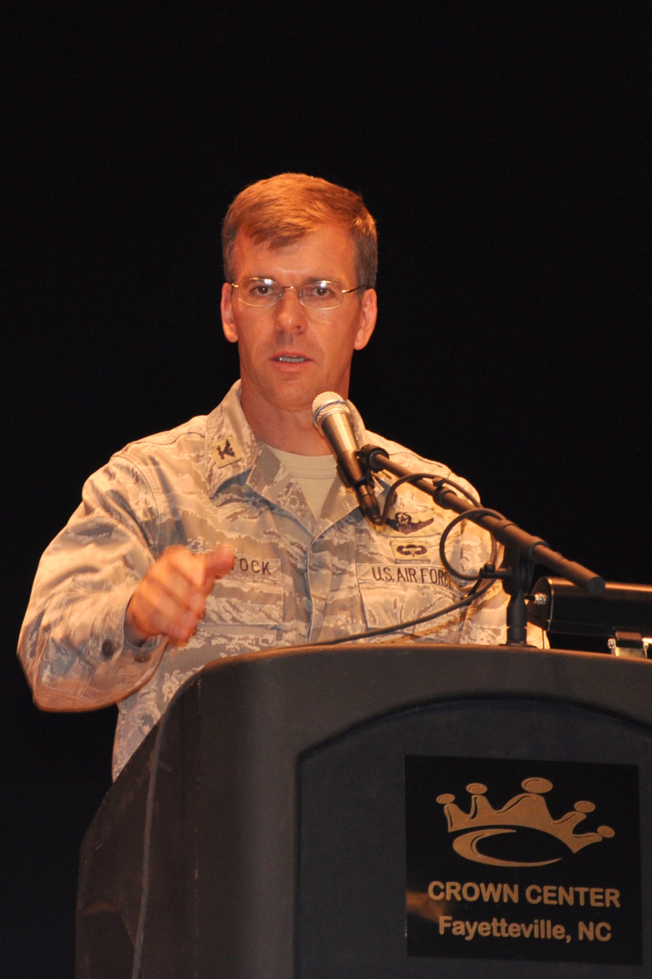 FORT BRAGG, North Carolina -- Col. Bruce McClintock, 96th Air Base Wing commander, spoke to more than 1,000 Soldiers and spouses about the upcoming move of the 7th Special Force Group (Airborne) to Eglin.  He was joined by more than 30 representatives around the base to present the 7th SFG(A) members and spouses with information about the base and Northwest Florida April 16-18. (Photo by Master Sgt. Andrew Leonhard)