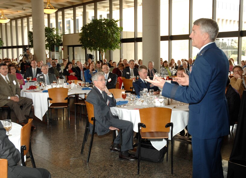 Maj. Gen. David Eichorn, Air Force Flight Test Center commander, shares his perspective on the value of test in Air Force acquisition to some 700 attendees of DOD Acquisition Insight Days, April 22, in Dayton, Ohio. The event was organized by Defense Acquisition University Midwest Region and featured workshops and training for the Air Force acquisition workforce. (Air Force photo by Al Bright) 
