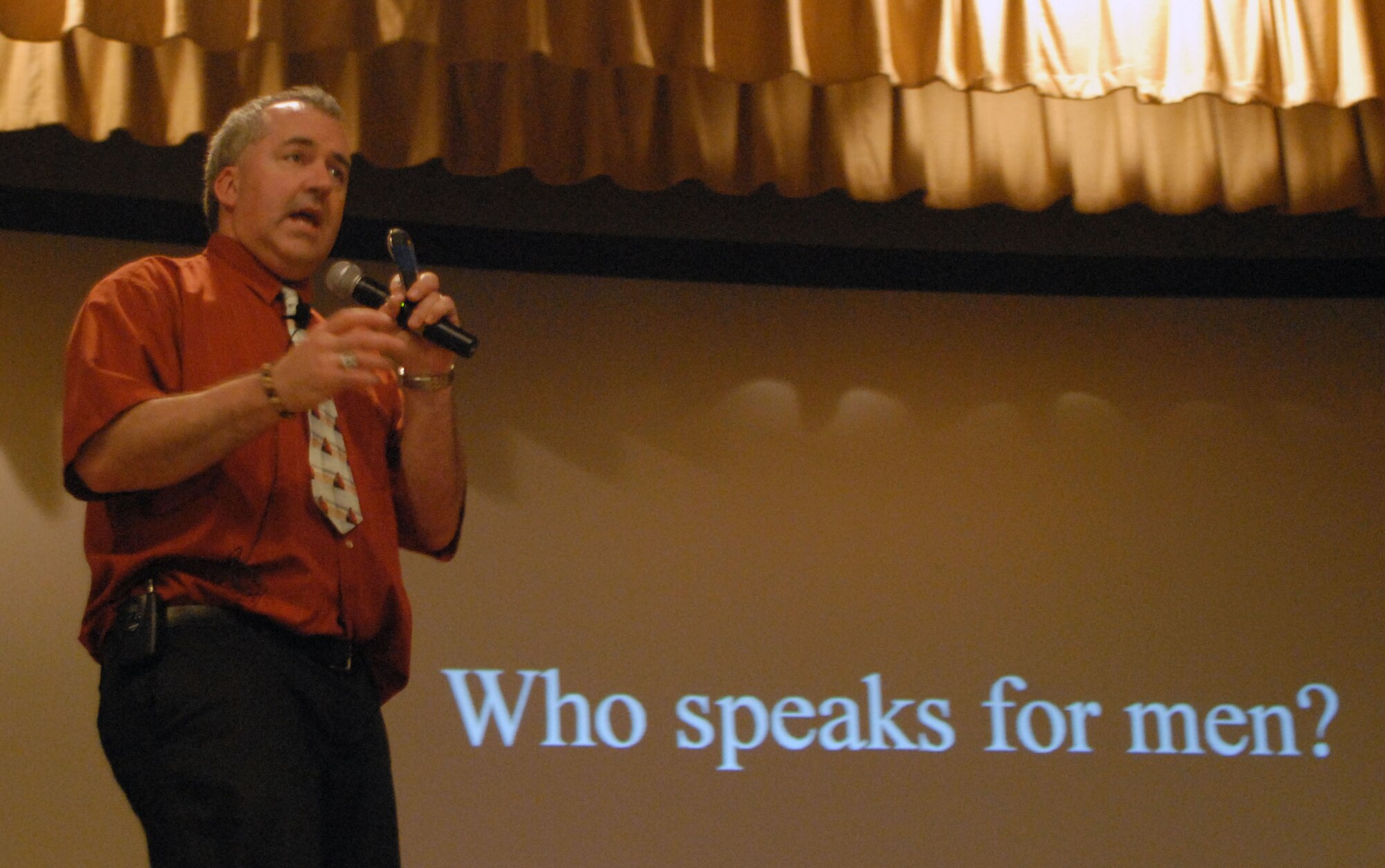 HICKAM AIR FORCE BASE, Hawaii – Ben Atherton-Zeman, an educational comedian, speaks to a Hickam AFB audience April 23 on sexual assault and consent, dating violence and domestic violence, and sexual harassment and objectification as part of Sexual Assault Awareness Month. His presentation, titled “Voices of Men,” encourages boys and men to “become involved in both self-reflection and in violence prevention efforts.” Mr. Zeman has been speaking out against sexual assault for more than 17 years and travels to military bases, schools, and conferences with his message: “Make a difference.” For more information on how you as a military servicemember can make a difference in the Air Force community, call the Hickam AFB Sexual Assault Response Coordinator at 449-7272. (U.S. Air Force photo/Senior Airman Carolyn Viss)