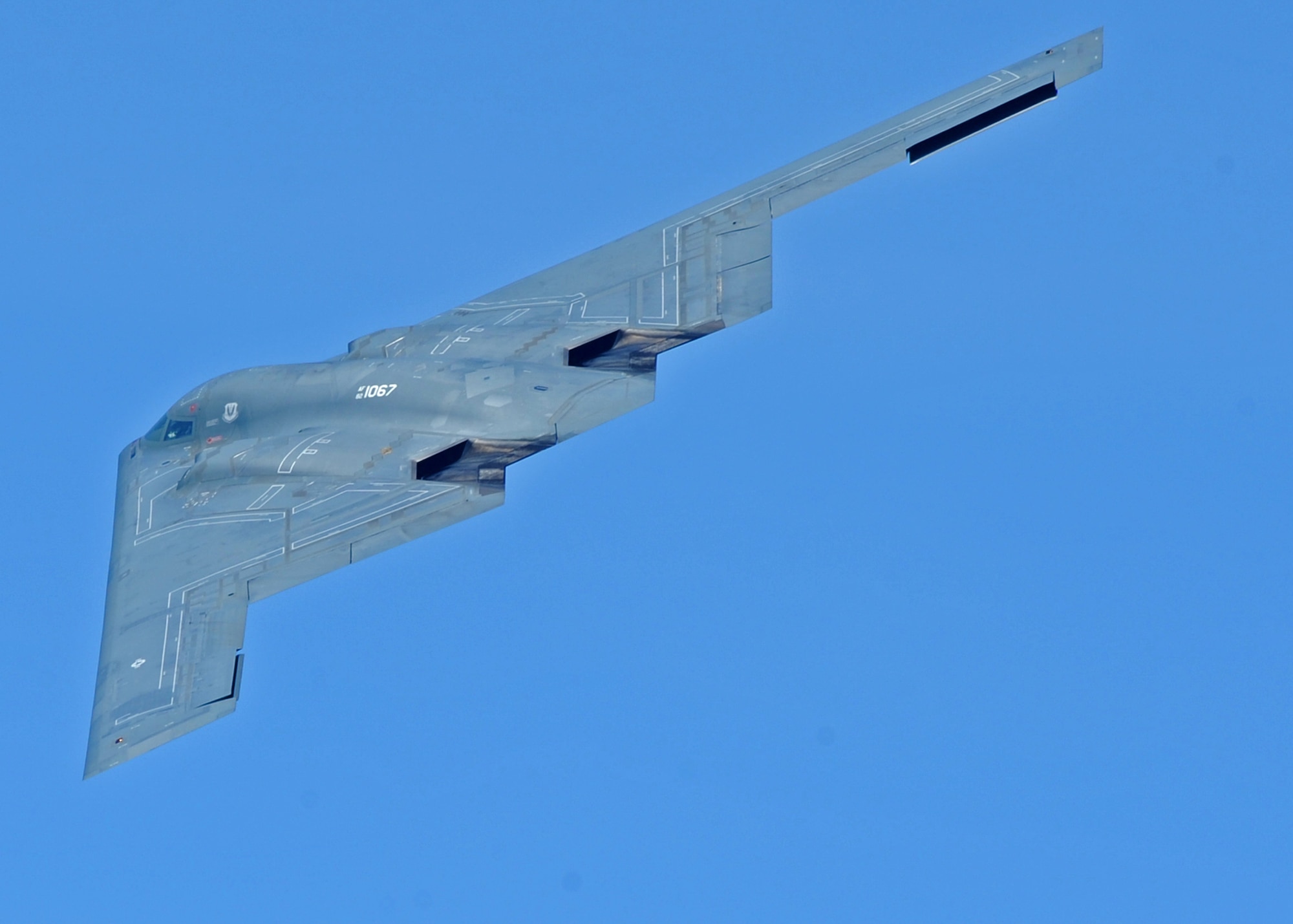 LANGLEY AIR FORCE BASE, Va. -- A B-2 Spirit stealth bomber performs during AirPower over Hampton Roads here April 25. This annual event helps educate the public on Air Force capabilities, increase recruiting and show appreciation to the local community.(U.S. Air Force photo/Airman 1st Class Jonathan Koob) 