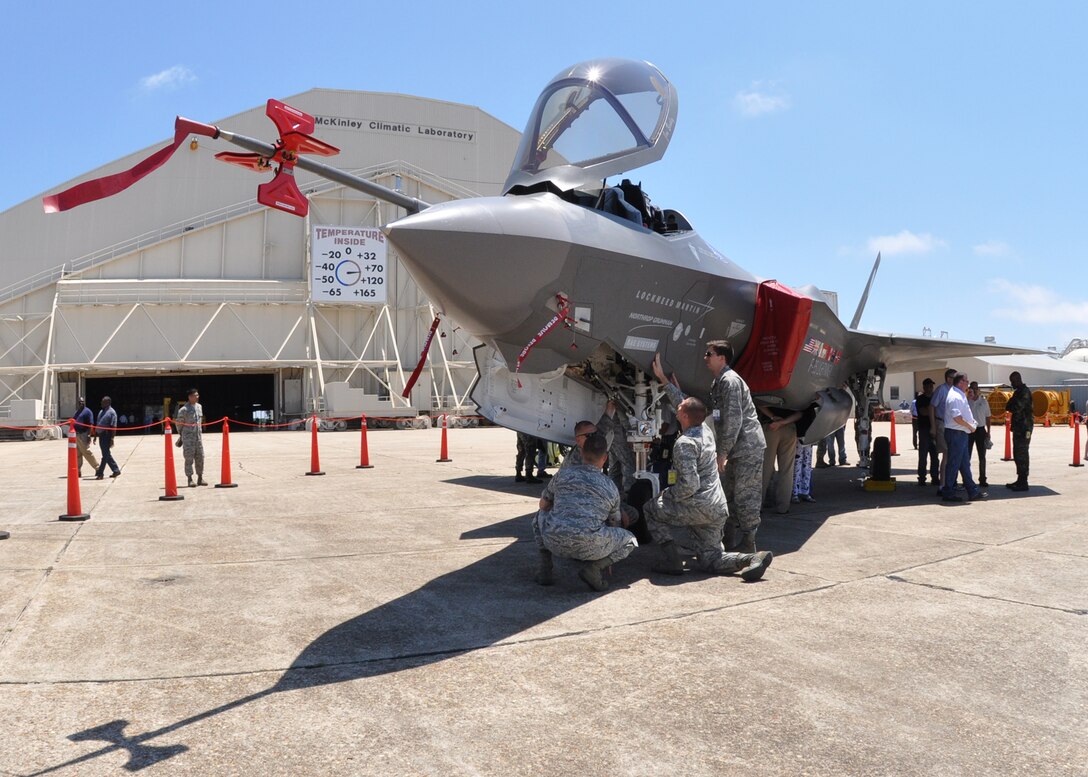 Team Eglin members get a close-up look at the Joint Strike Fighter test aircraft AA-1 as it sits on the ramp April 23.  The aircraft’s first arrival at the base was to provide a showcase to Team Eglin and the local community.  Media and local community leaders saw and heard the aircraft in action during the sortie as well as got an up close view of it.  They were also shown a cockpit demo to see what it feels like to sit inside an F-35 and learn the pilot’s point of view.  Nine countries and three U.S. services have orders for the new aircraft and they all will pass through Eglin to learn to fly it.  The 33rd Fighter Wing will transition from an operational fighter unit into a joint training unit in October to educate and train the pilots.  The first of new fighters are scheduled to arrive March 2010. U.S. Air Force photo/Samuel King Jr.