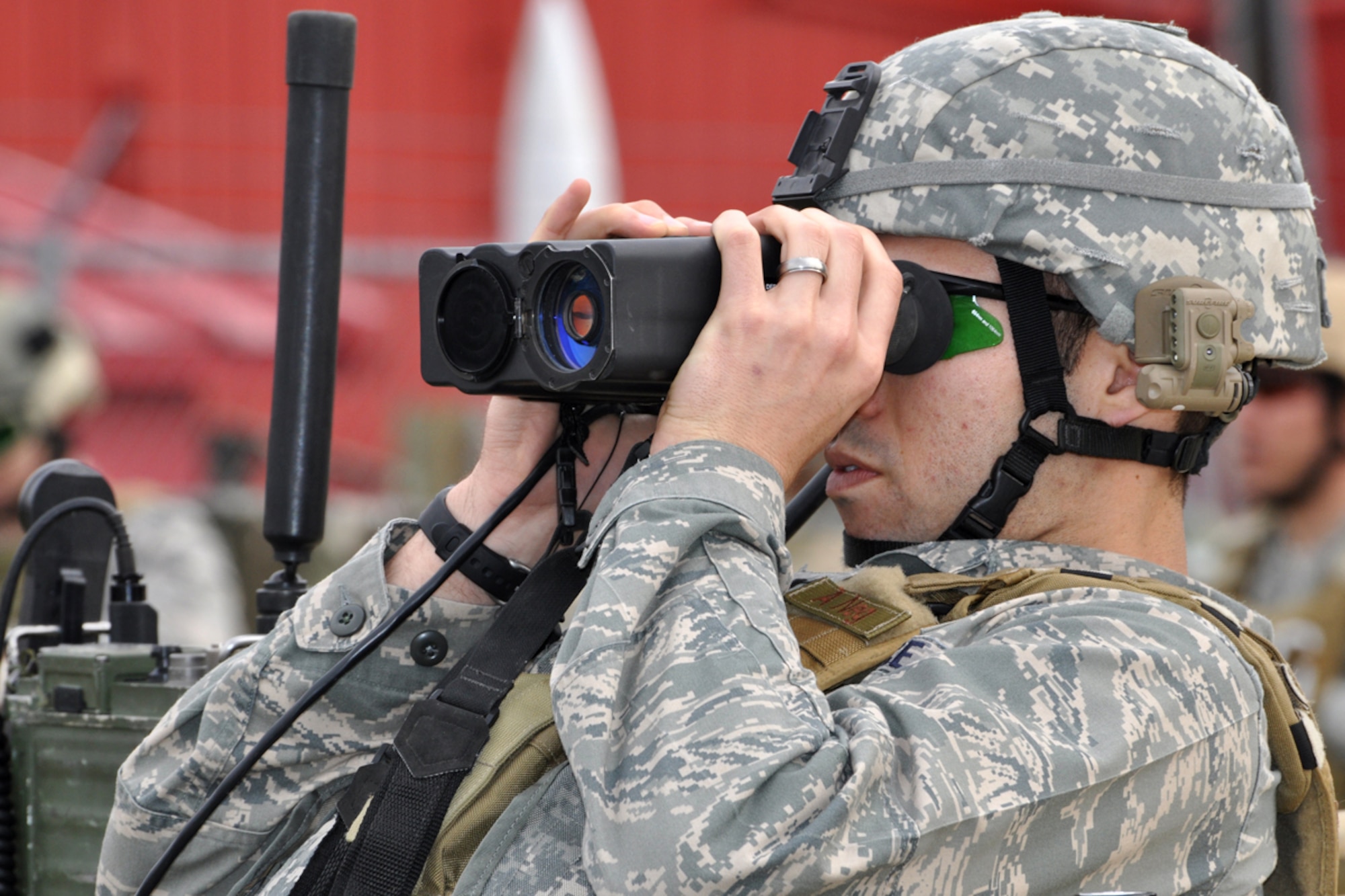 Capt. Christopher Schulz, air liaison office/joint terminal attack controller, 15th Air Support Operations Squadron, Fort Stewart, Ga., uses a Mk-7 (mark seven) to get grids/range bearing to the targets on the Townsend Range near Savannah, Ga., March 31, 2009. The Mk-7 derives coordinates and range for targeting solutions which are used to call in close-air-support during engagements with the enemy. Capt. Schulz is involved in “Patriot Dixie,” which is a 13 day training exercise for Joint Terminal Attack Controllers in the Savannah, Ga., area. (US Air Force photo/Tech. Sgt. Jeff Walston)