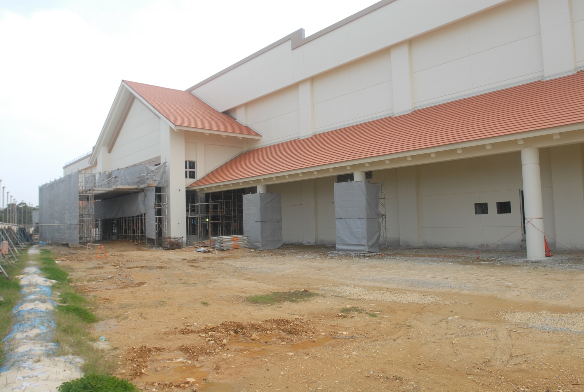 The new and improved Army and Air Force Exchange Service Base Exchange facility, which began construction in June 2007, nears completion and will have three times the floor space than the current store. A grand opening for the new facility is tentatively set for Oct. 1.  (U.S. Air Force photo/Staff Sgt. Nestor Cruz)