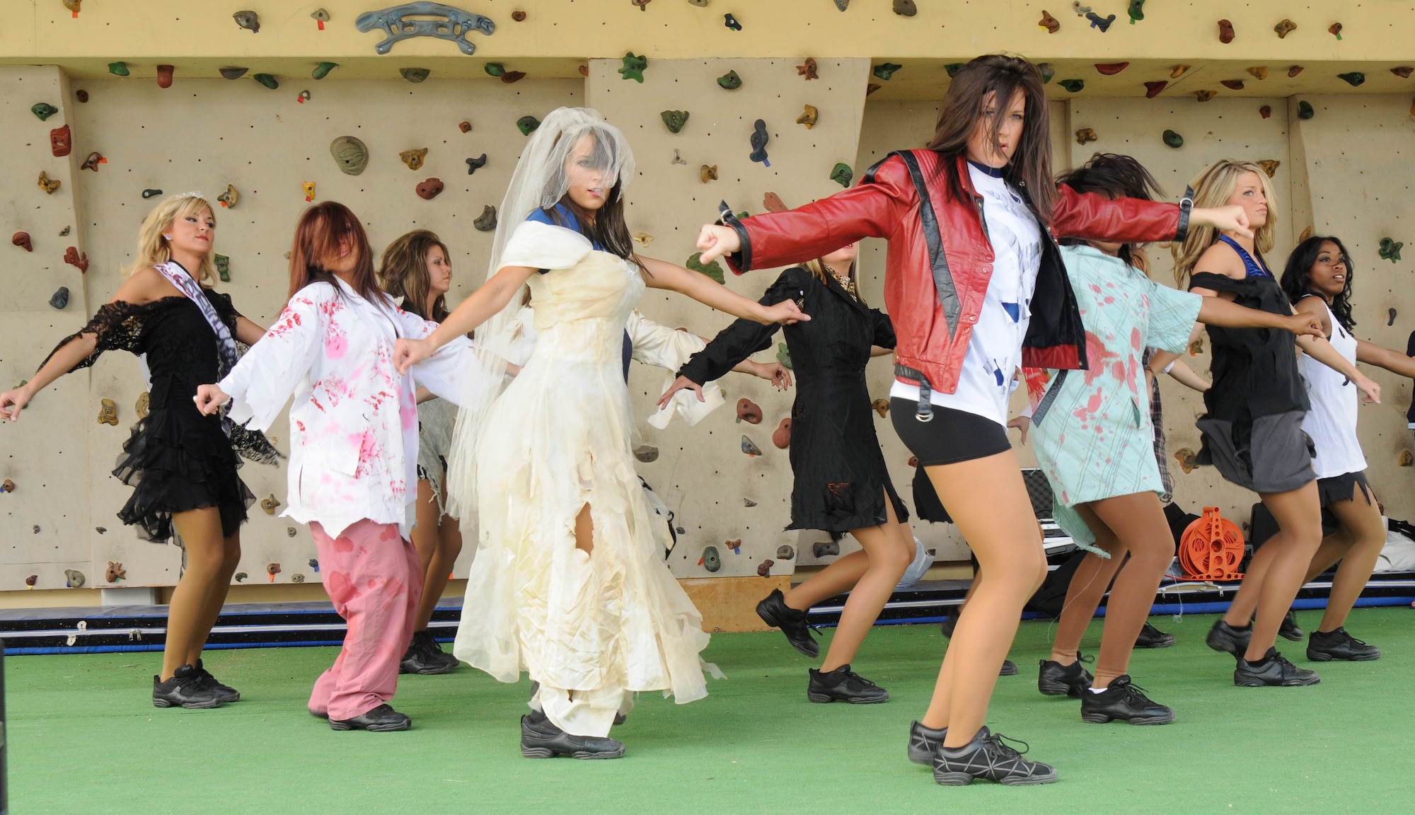 The Indianapolis Colts cheerleaders perform a dance to Michael Jackson’s “Thriller” on April 25, 2009 at Incirlik’s Spring Fling at Incirlik Air Base, Turkey.  The cheerleaders arrived at Incirlik to boost morale and performed over a half hour’s worth of entertainment for base personnel and families.  (U.S. Air Force photo/Airman 1st Class Amber Russell)