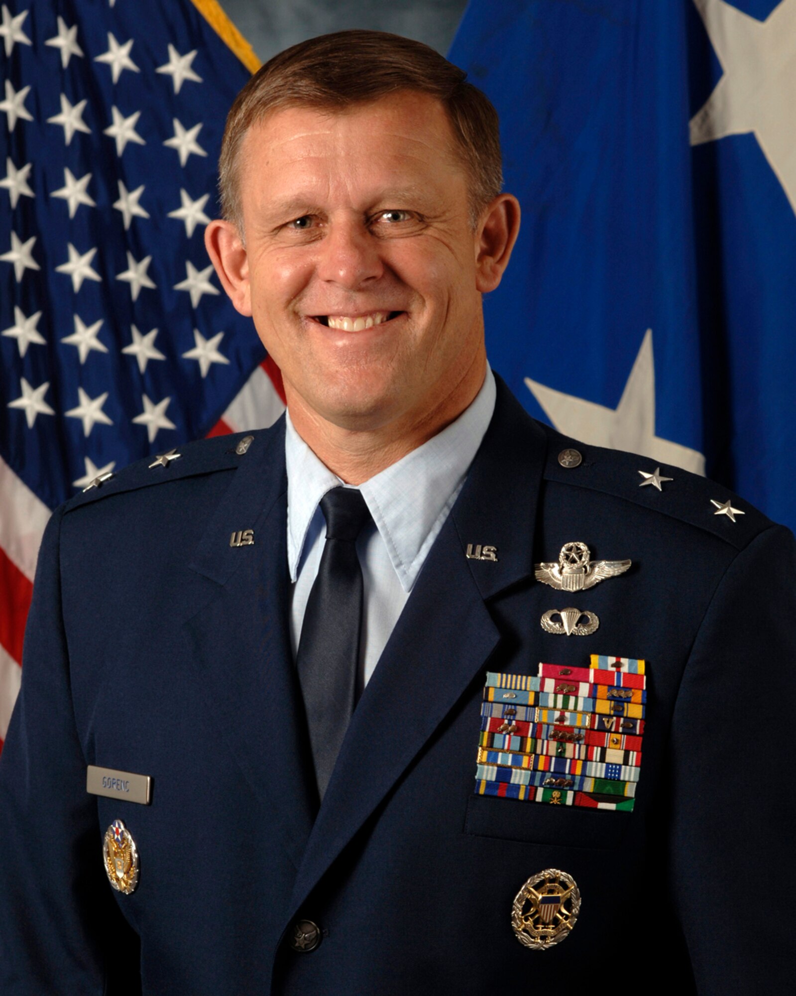 Former AFDW commander set for third star. (Courtesy photo)