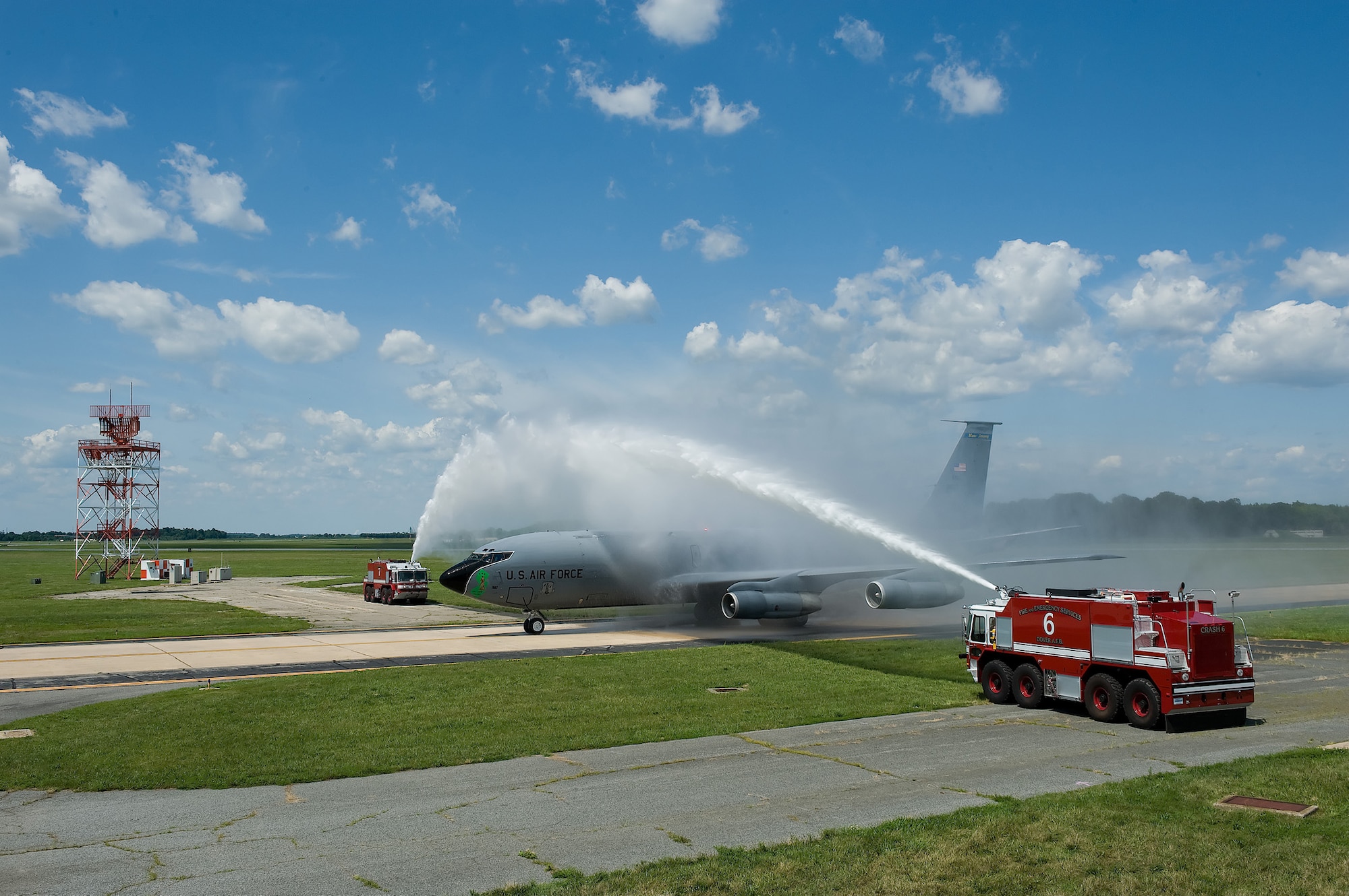 A KC-135E Stratotanker lands at Dover Air Force Base, Del.  The aircraft is the latest to be put on display at the Air Mobility Command Museum.  (U.S. Air Force photo/Jason Minto)