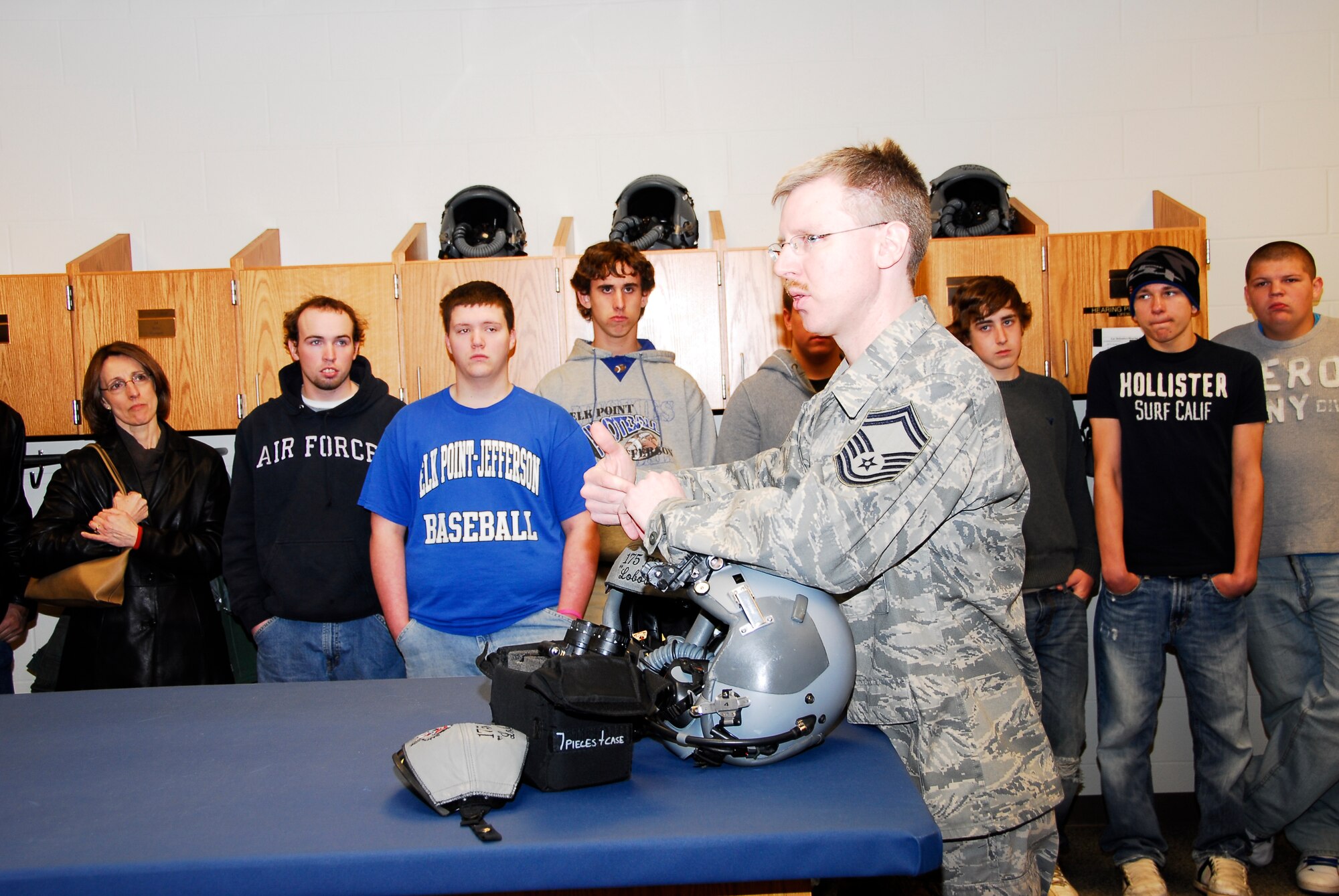 SIOUX FALLS -- Senior Master Sgt. Michael Hakinson, aircrew flight equipment technician with the 175th Fighter Squadron, shares details of his career field.  (U.S. Air Force Photo by Master Sgt. Nancy Ausland)