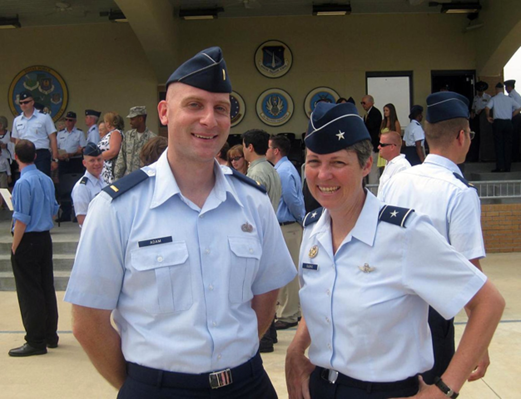 former-nco-distinguished-grad-from-officer-training-air-force-reserve