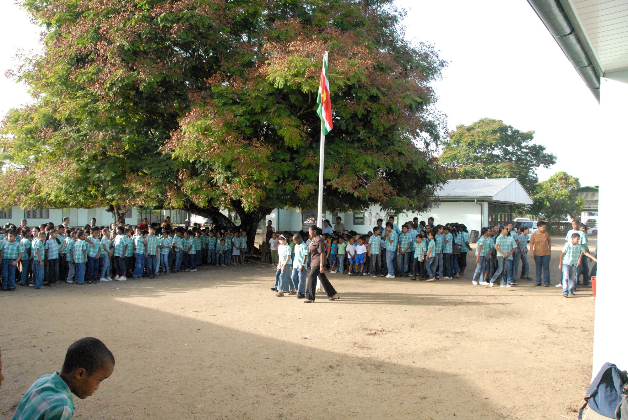 The Public Affairs subject matter exchange team visited Flu elementary school in Suriname.
(U.S. Air Force Photo by Master Sgt Chris Stewart)