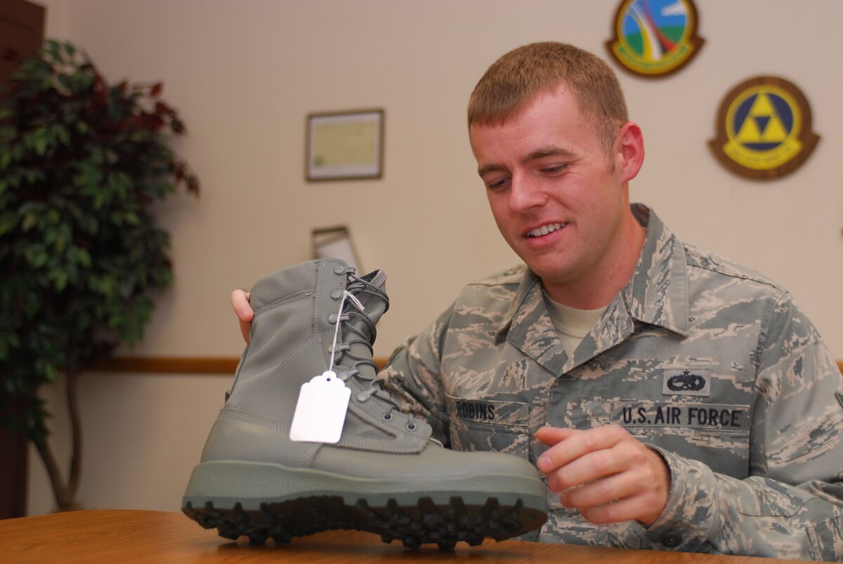 Air force abu boots top