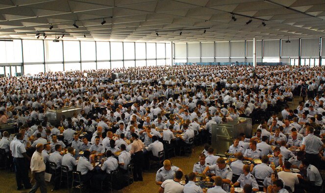 More than 4,000 cadets gather for lunch inside Mitchell Hall at the U.S. Air Force Academy in Colorado Springs, Colo., Aug. 10, 2009. A staff of 200 food service professionals prepare nearly 13,000 meals per day for cadets throughout the academic year. (U.S. Air Force photo/Ann Patton)