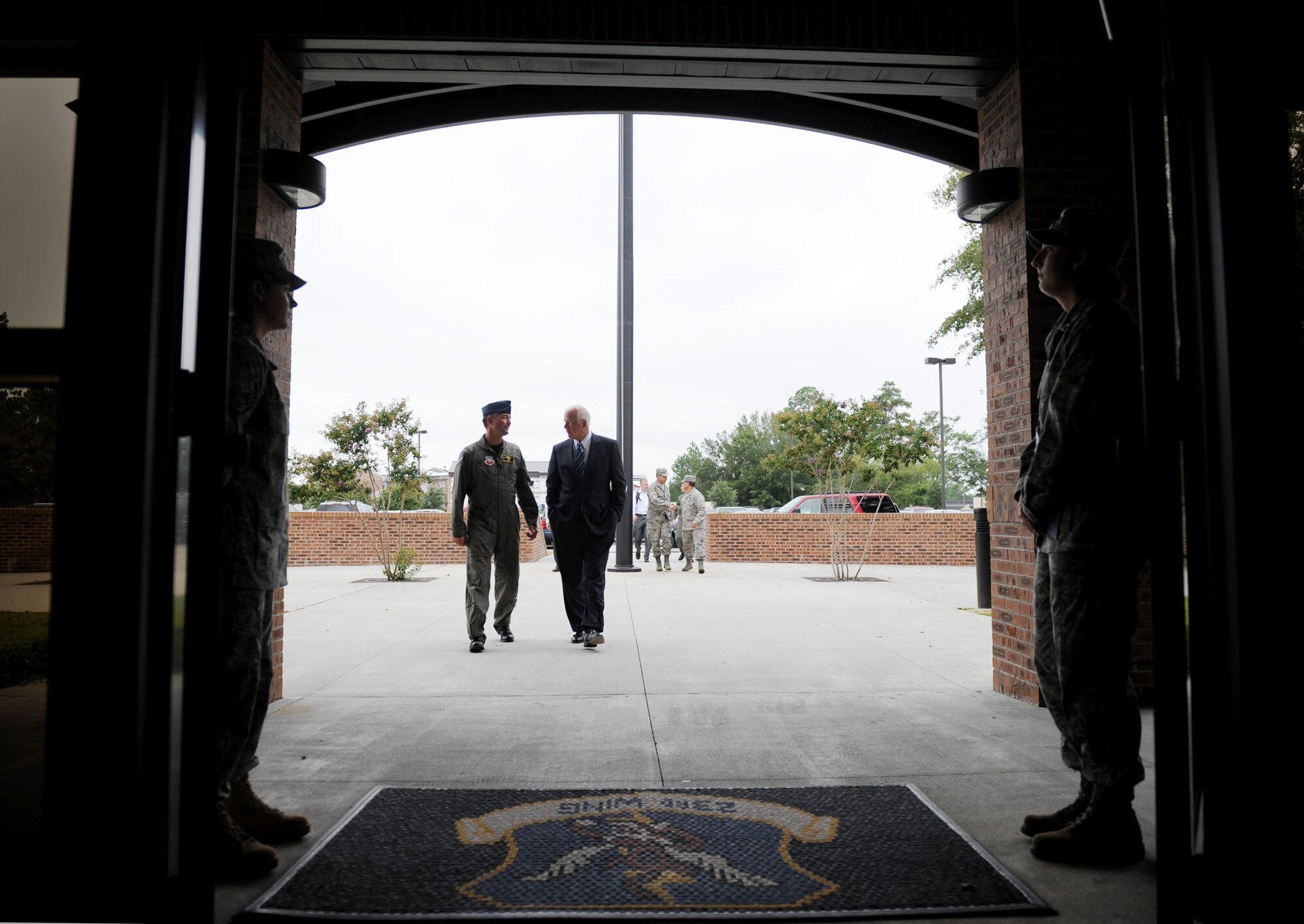 MOODY AIR FORCE BASE, Ga. -- Col. William DeMaso, 23rd Wing vice commander, greets Sen. Saxby Chambliss of Georgia here Aug. 13. The senator toured Magnolia Grove, Moody’s new residential housing development and met with Airmen from the 23rd Wing. (U.S. Air Force photo by Senior Airman Gina Chiaverotti-Paige)