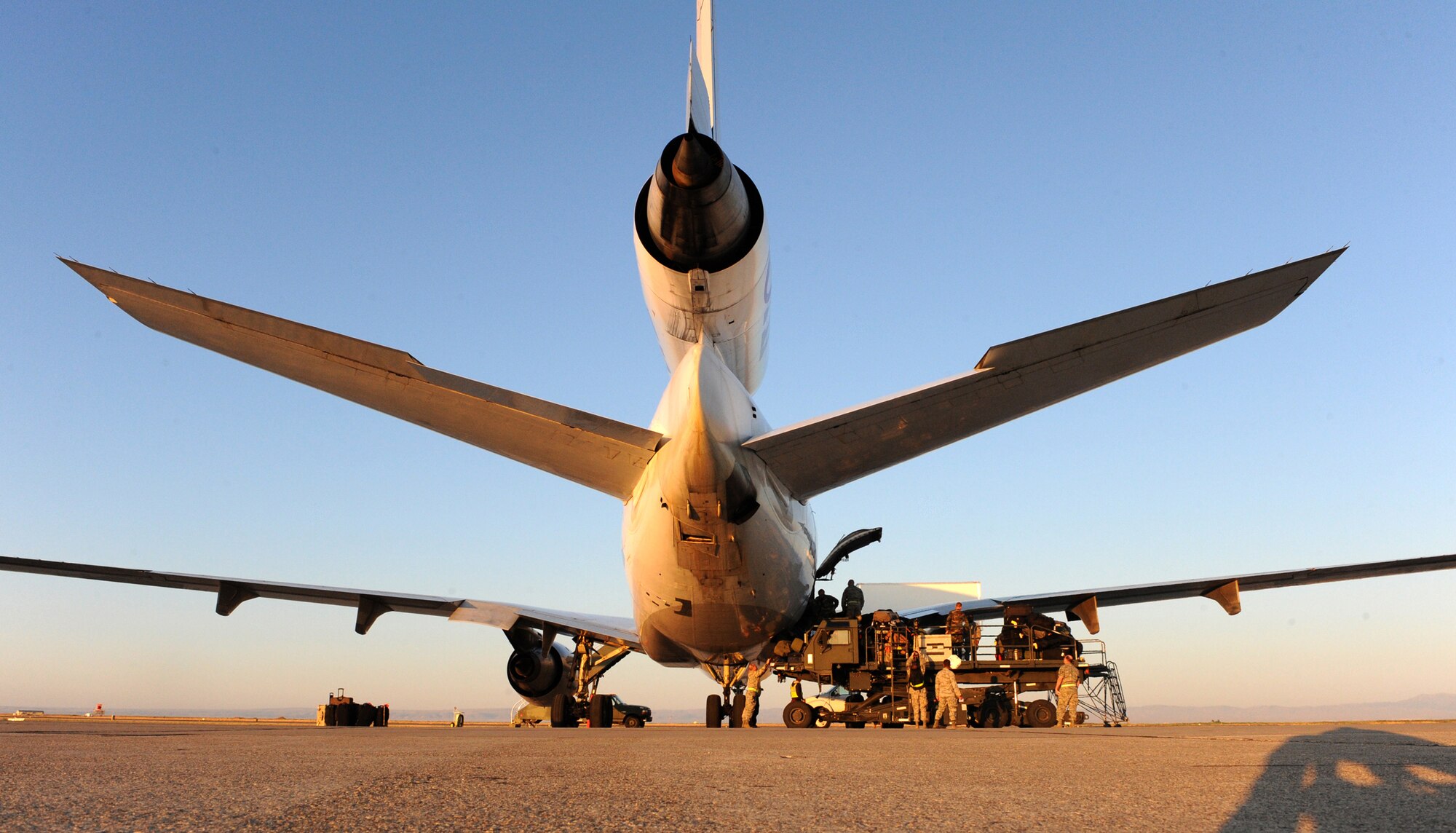 MOUNTAIN HOME AIR FORCE BASE, Idaho - Airmen from the 266th Range Squadron load luggage onto a plane before more than 300 members of the 366th Fighter Wing deploy Aug. 17. The Airmen – including aircraft maintainers and aircrews from the 389th Fighter Squadron- will deploy for approximately five months as part of a scheduled rotational deployment to Kunsan Air Base, Republic of Korea. (U.S. Air Force photo by Airman 1st Class Debbie Lockhart)