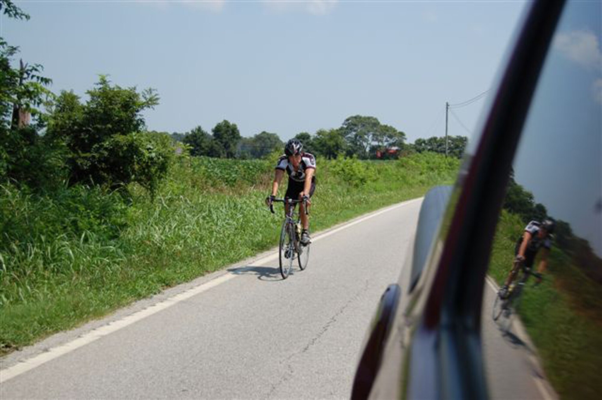 Senior Master Sgt. Curtis Allen began his 100-mile ride across southeast Tennessee Aug. 7. He rode to help support raising funds for the Air Force Sergeant’s Association (AFSA). (Photos by Master Sgt. Patrick Lazarus)