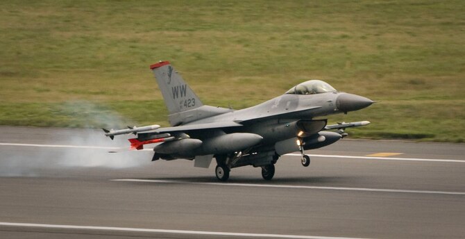 MISAWA AIR BASE, Japan -- An F-16 Fighting Falcon from the 13th Fighter Squadron lands Aug. 20. The 13th Fighter Squadron returned from a six month deployment to Suwon Air Base, South Korea. (U.S. Air Force photo by Staff Sgt. Samuel Morse)