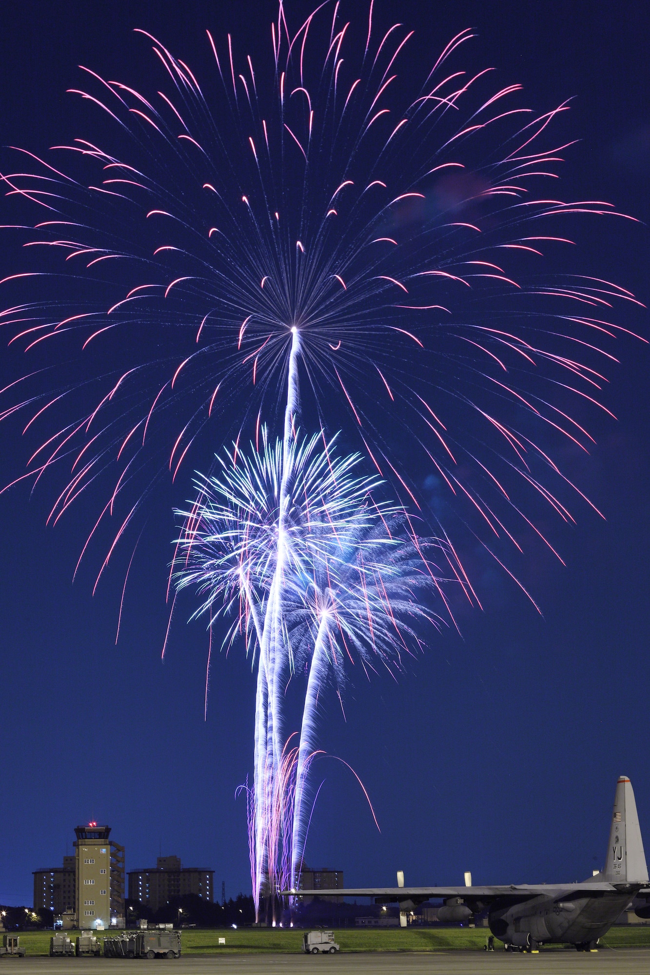 YOKOTA AIR BASE, Japan -- A fireworks display capped off the 2009 Yokota Air Base Japanese-American Friendship Festival Aug 22-23. More than 170,000 people attended the event designed to bolster the bi-lateral relationship shared by the United States and Japan. In addition to static displays and live music, the festival offered a variety of American and Japanese food items. (U.S. Air Force photo/Osakabe Yasuo)