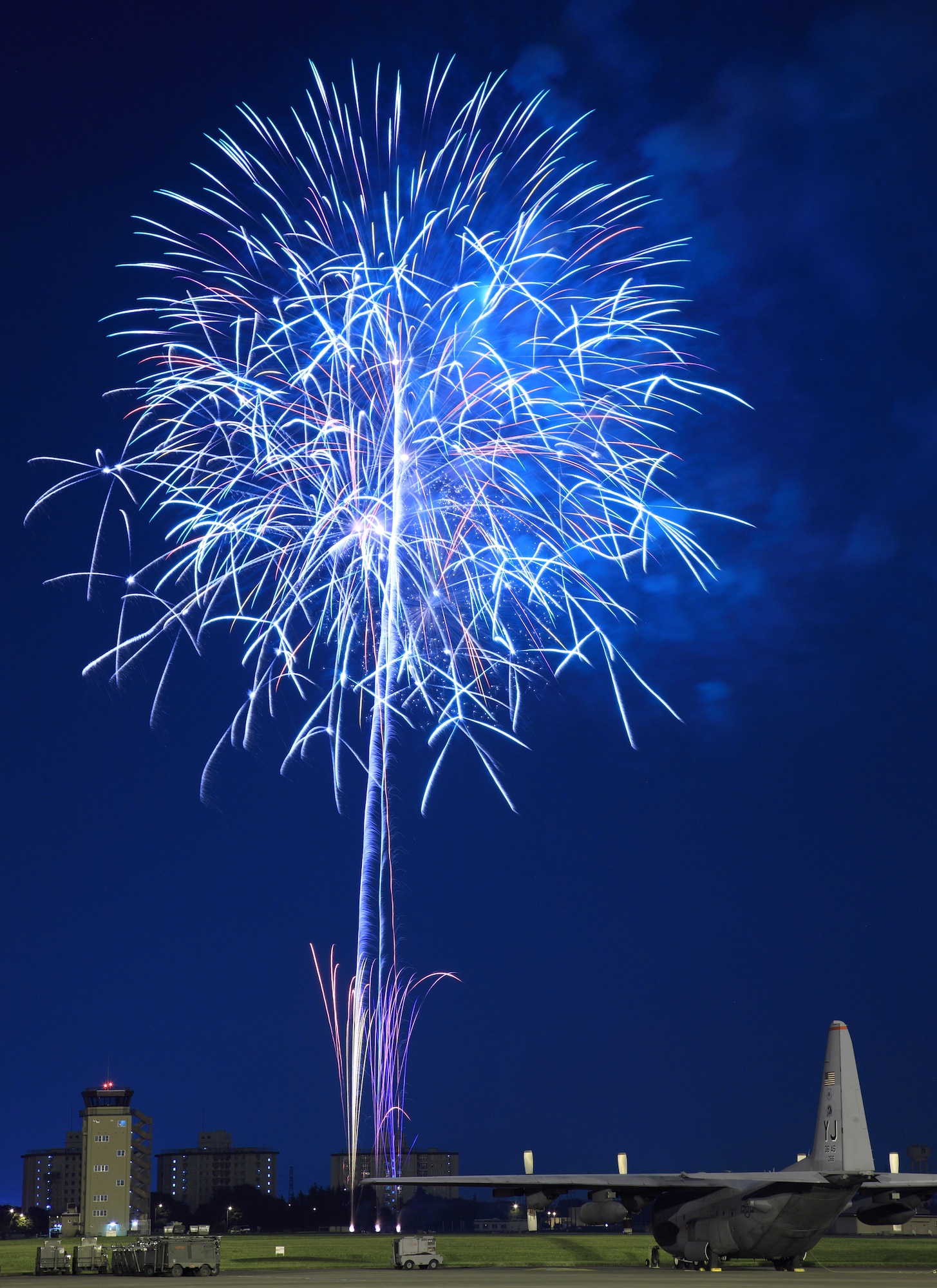 YOKOTA AIR BASE, Japan -- A fireworks display capped off the 2009 Yokota Air Base Japanese-American Friendship Festival Aug 22-23. More than 170,000 people attended the event designed to bolster the bi-lateral relationship shared by the United States and Japan. In addition to static displays and live music, the festival offered a variety of American and Japanese food items. (U.S. Air Force photo/Osakabe Yasuo)