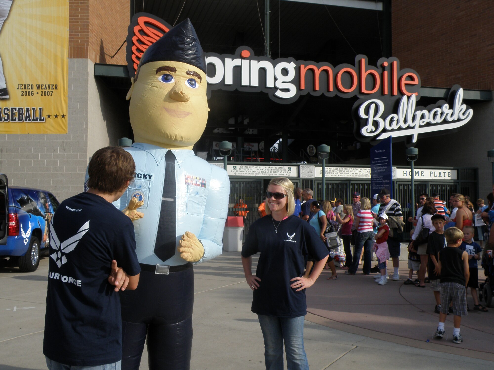 Ricky the Recruiter made an appearance prior to the Salt Lake Bees baseball game Aug. 22, at Spring Mobile Park, Salt lake City, Utah. Deemed the Bees honorary mascot, Ricky the Recruiter is one of the Air Force’s marketing assets. 368th Delayed Enlistment Program member, Preston Knight, had the opportunity to dress as Ricky while his wife, Kasitty, assisted him through the crowd. The Salt Lake Bees had a sold-out crowd of more than 17,000 fans for its Air Force Night. (U.S. Air Force photo/Christa D’Andrea)
