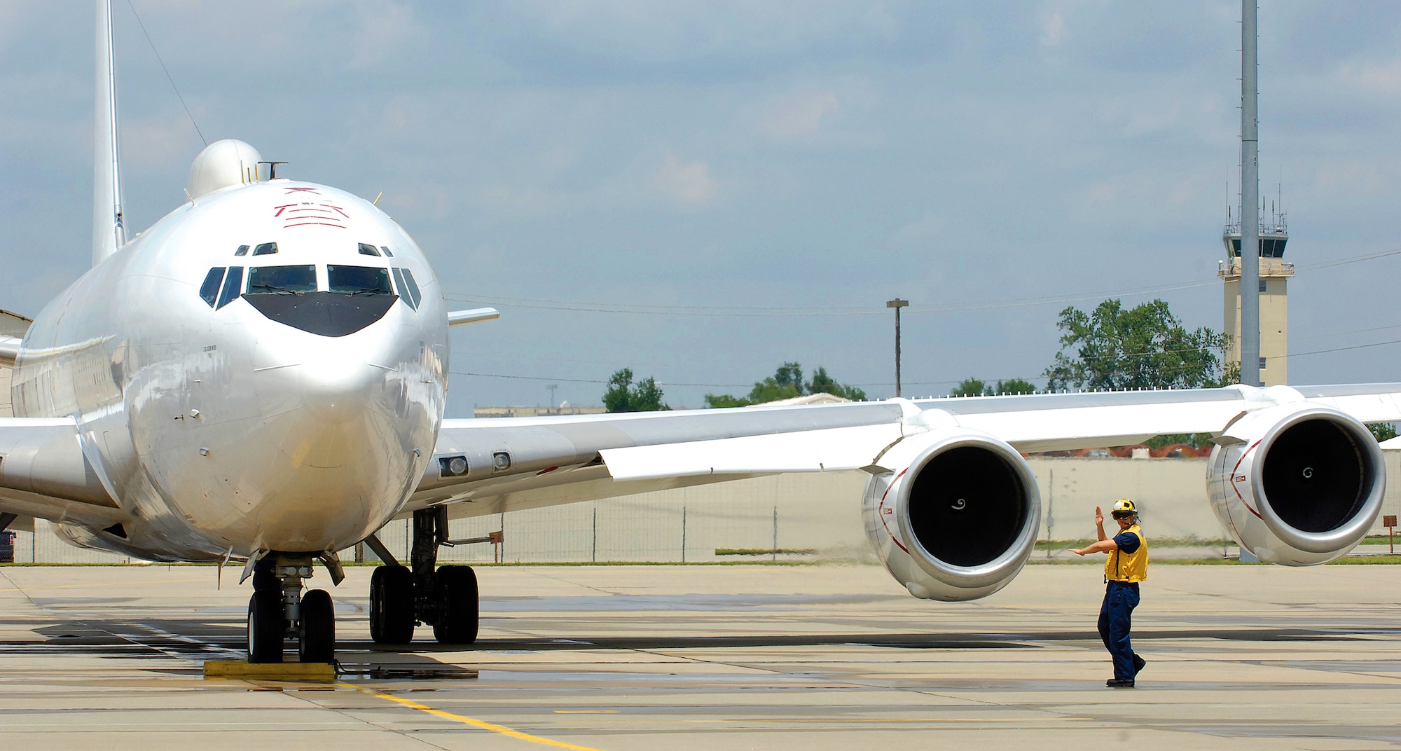 566th Aircraft Maintenance Squadron personnel assigned to the Oklahoma City Air Logistics Center at Tinker Air Force Base, Okla., are scheduled to begin work on the service life extension program for the Navy's fleet of E-6B Mercury aircraft flown by Strategic Communications Wing One here. (U.S. Air Force photo/Margo Wright) 