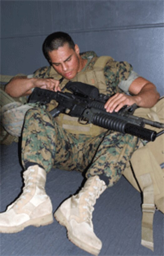 091202-M-0000A-043.gif