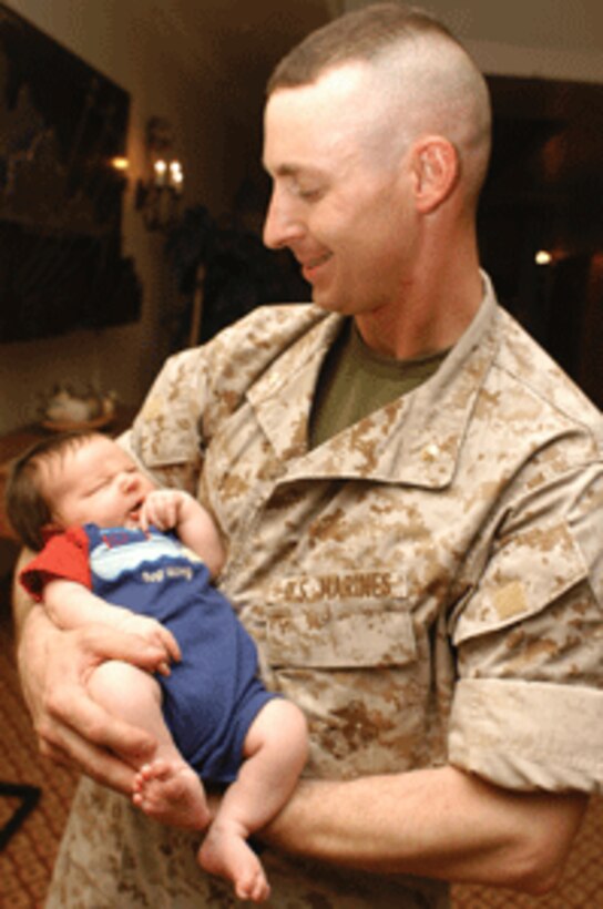 091202-M-0000A-046.gif