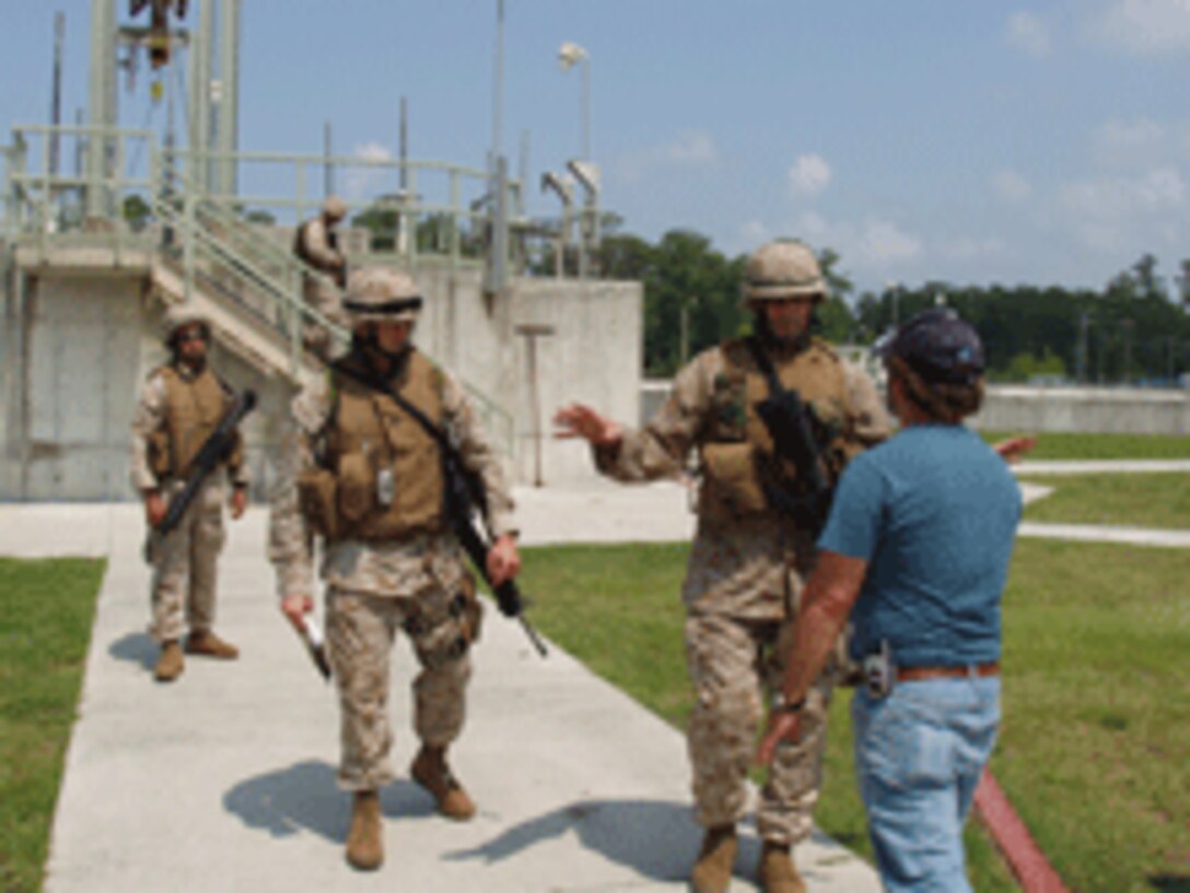 091203-M-0000A-027.gif