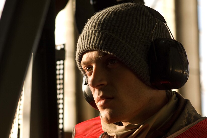 Operators get ready for inspection > Joint Base LangleyEustis